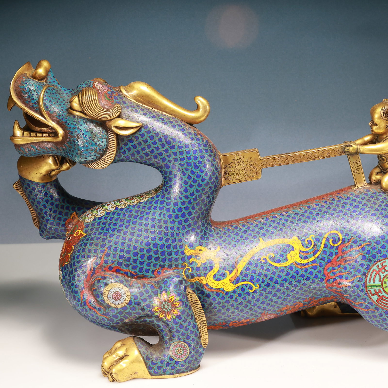 A Huge Cloisonne Figure and Dragon Pattern Dragon Ornament - 10