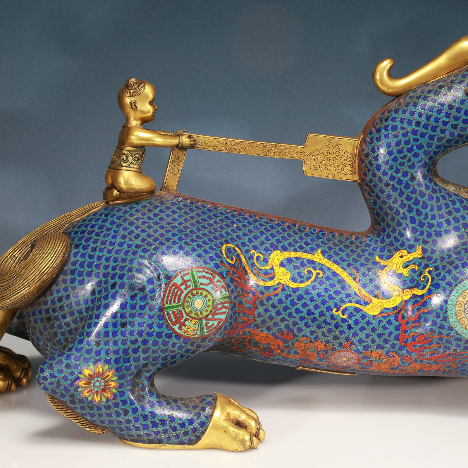 A Huge Cloisonne Figure and Dragon Pattern Dragon Ornament - 3
