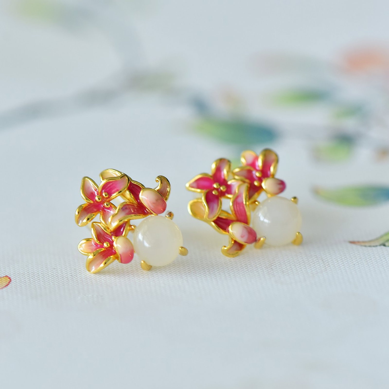 A Set of Fine Sterling Silver-Gold Plated Inlaid White Jade Jewelrys - 4