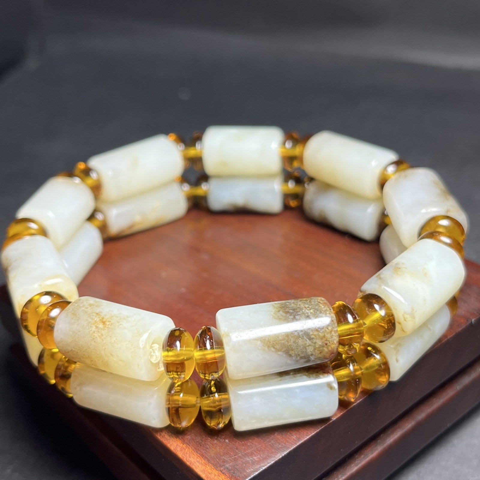 An Exquisite White Jade Bracelets - 3