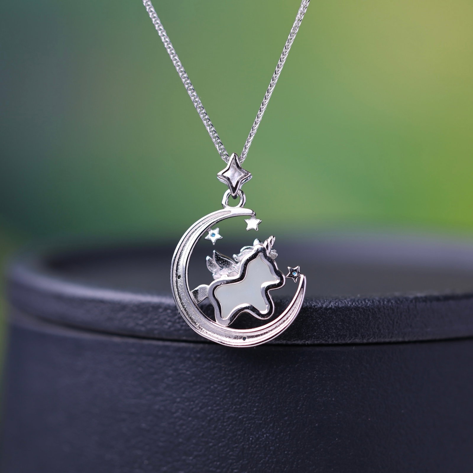 An Exquisite Sterling Silver Inlaid White Jade Pendant - 6