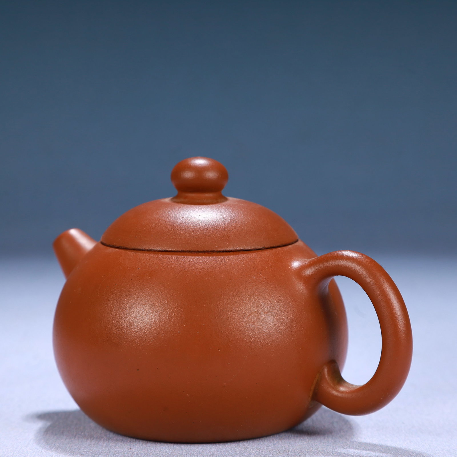 An Elaborate Yixing Clay Flower Pattern Teapot - 9