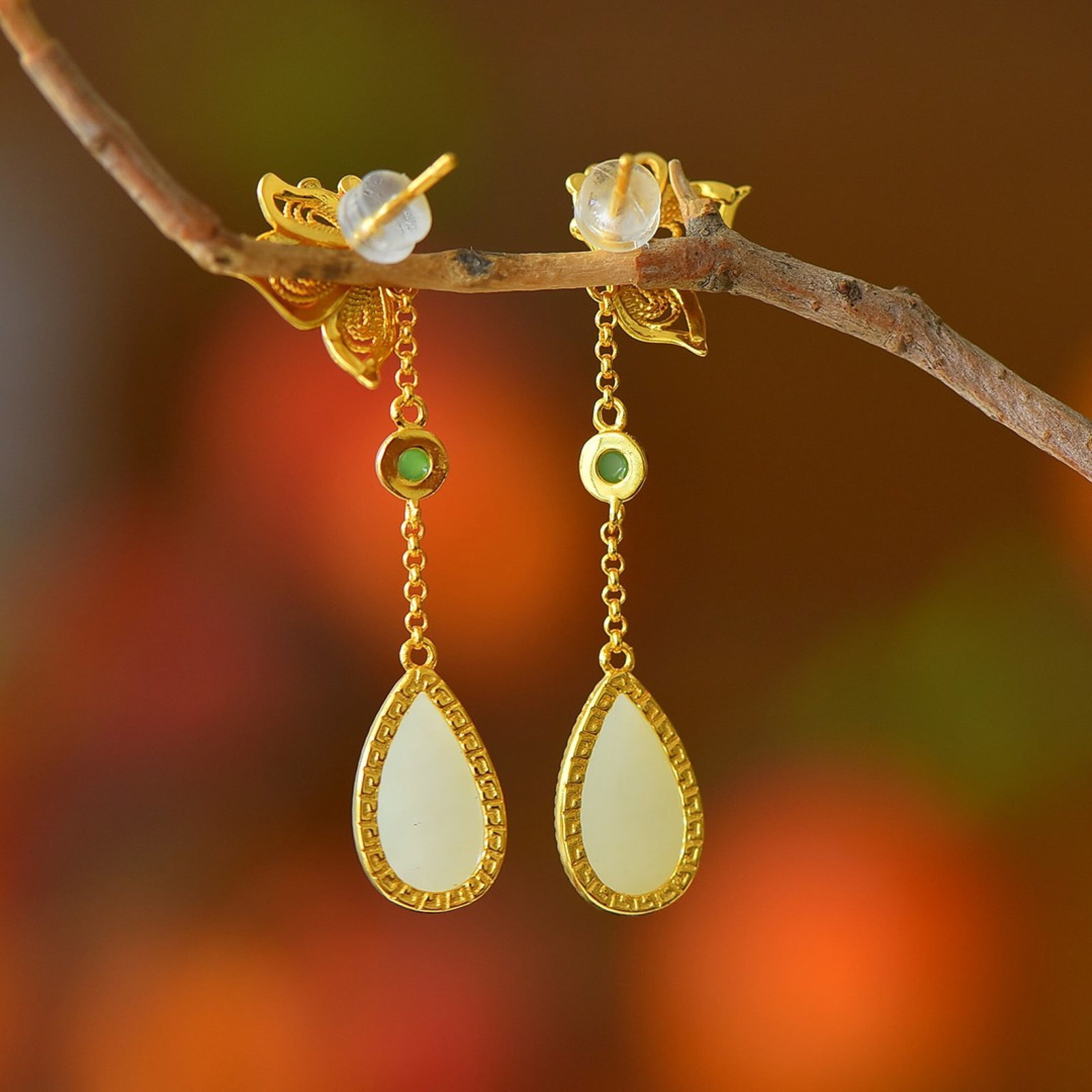 A Pair of Exquisite Sterling Silver-Gold Plated Inlaid White Jade Earrings - 5