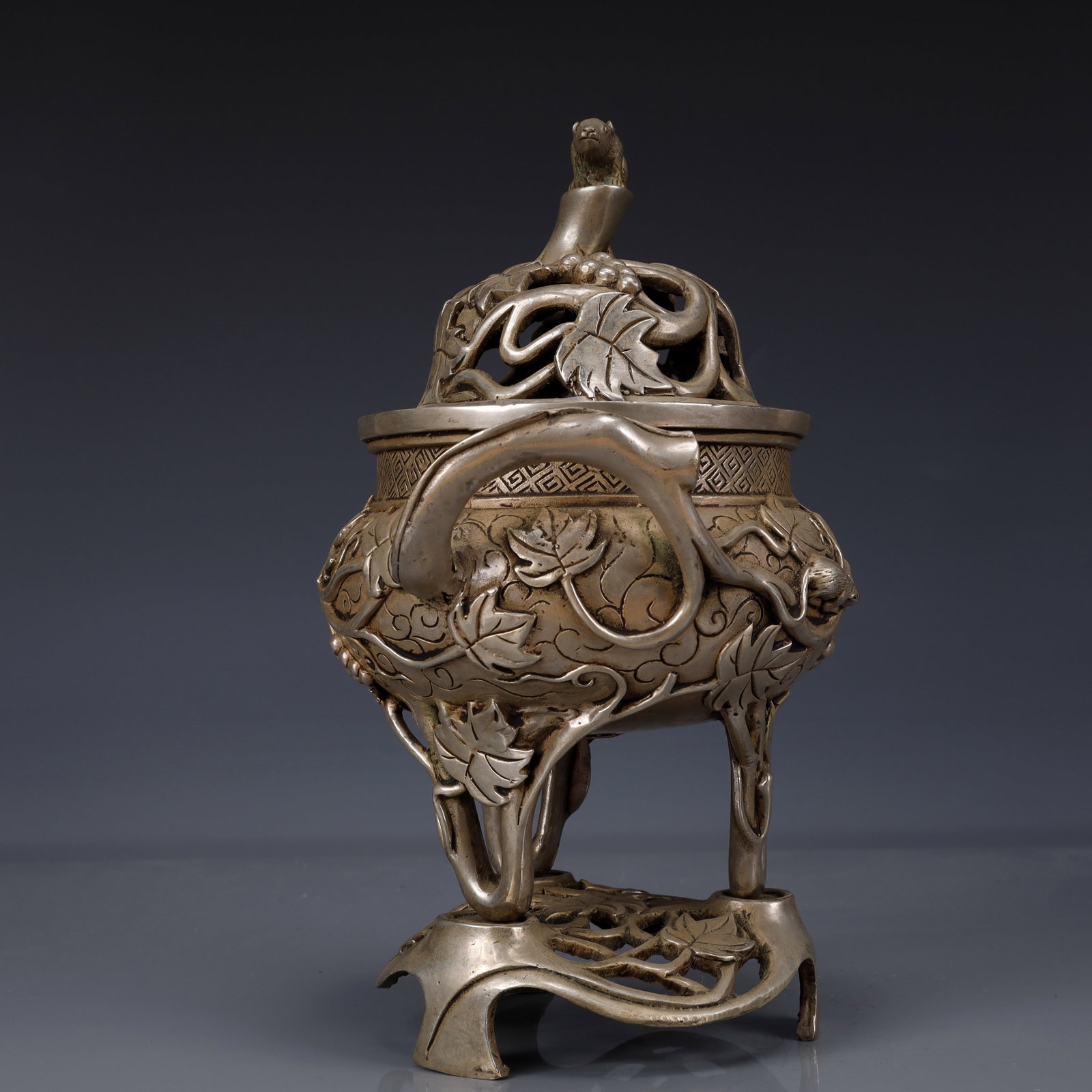 An Exquisite Silver-Plated Bronze Mouse Double-Ears and Tripod Censer - 8