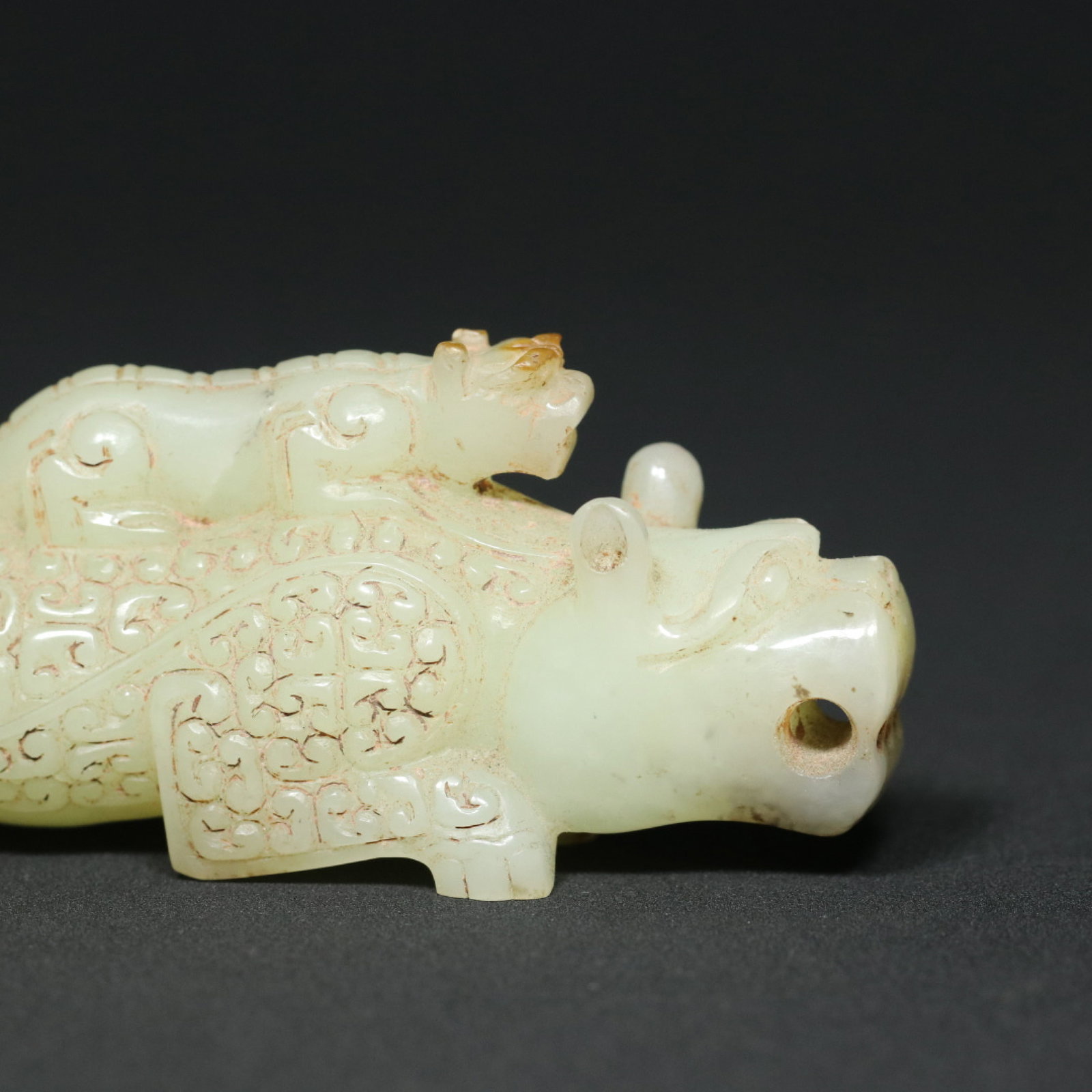 An Exquisite White Jade Ruyi Pattern Tiger Ornament - 8