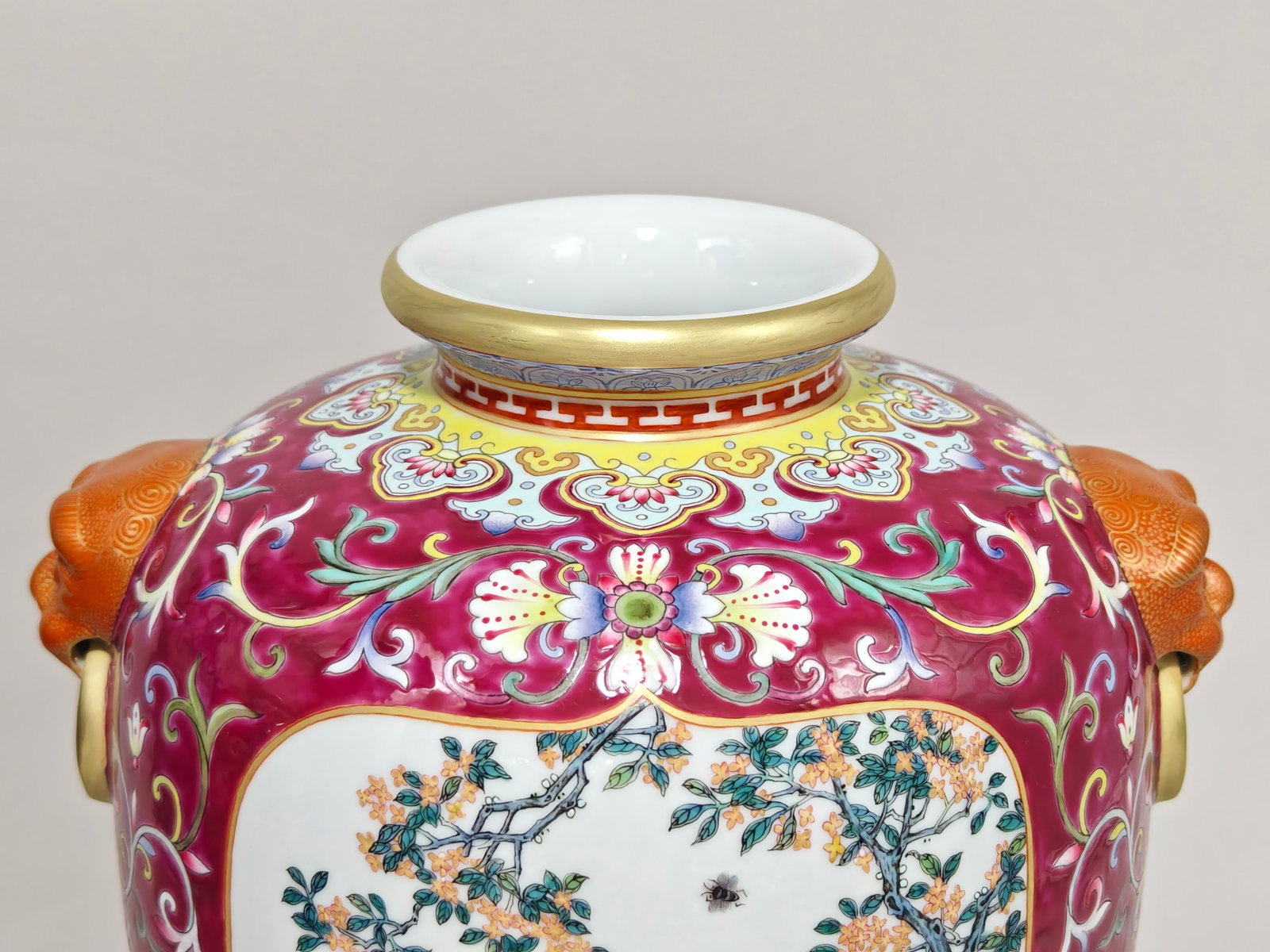 An Exquisite Famille-Rose Ruby Red-Glazed Painted Gold Flower and Bird Pattern Beast-Ears Vase - 4