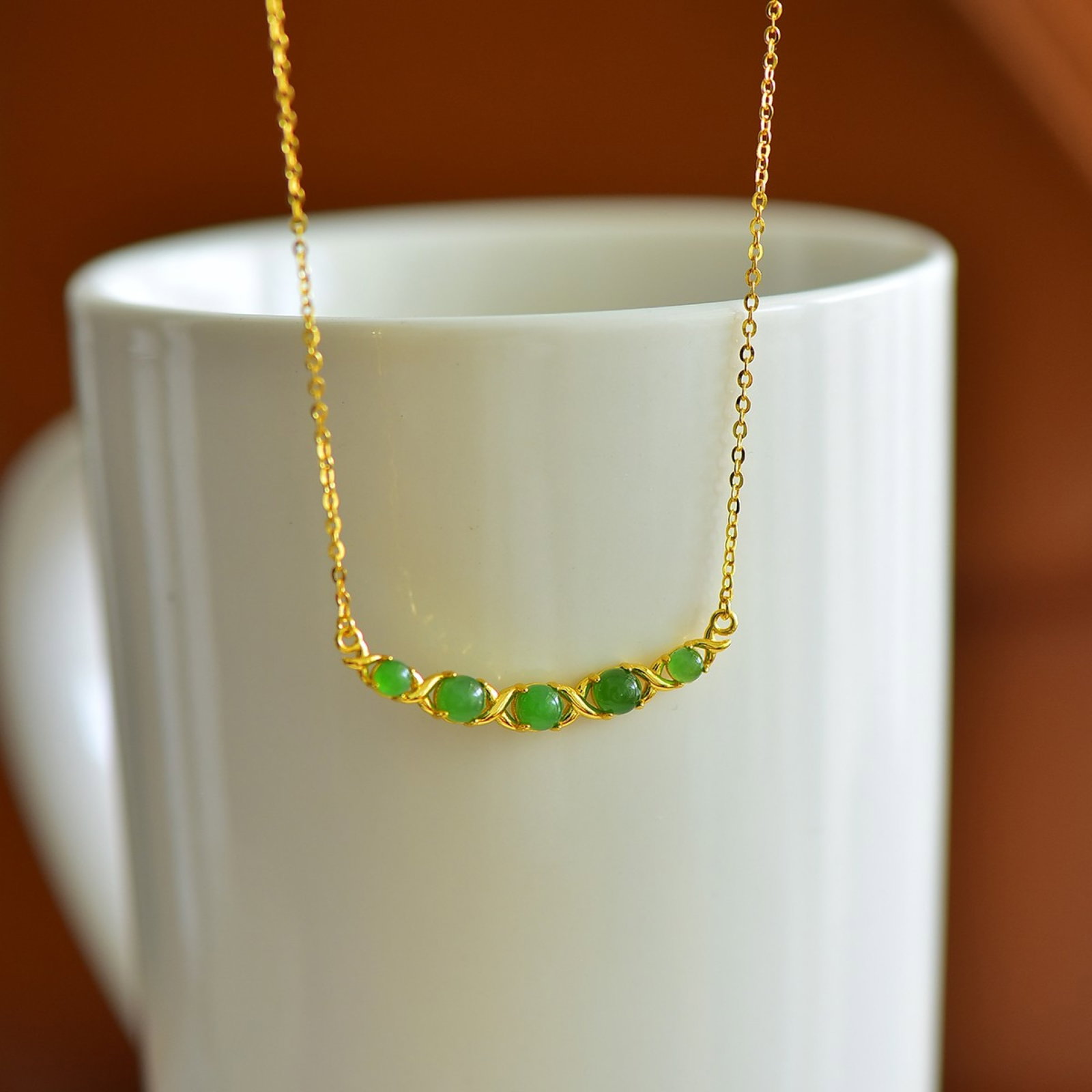 An Exquisite Sterling Silver-Gold Plated Inlaid Jasper Pendant - 5