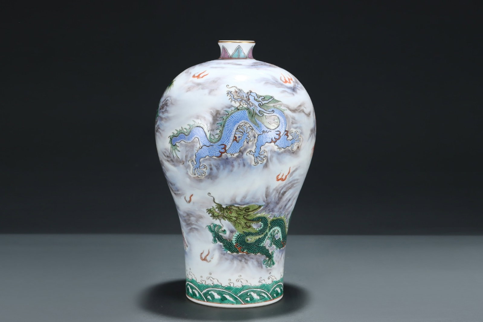 A Rare Famille-Rose Painted Gold Seawater Dragon Pattern Vase,With Vertical Scroll Painting on Silk - 2