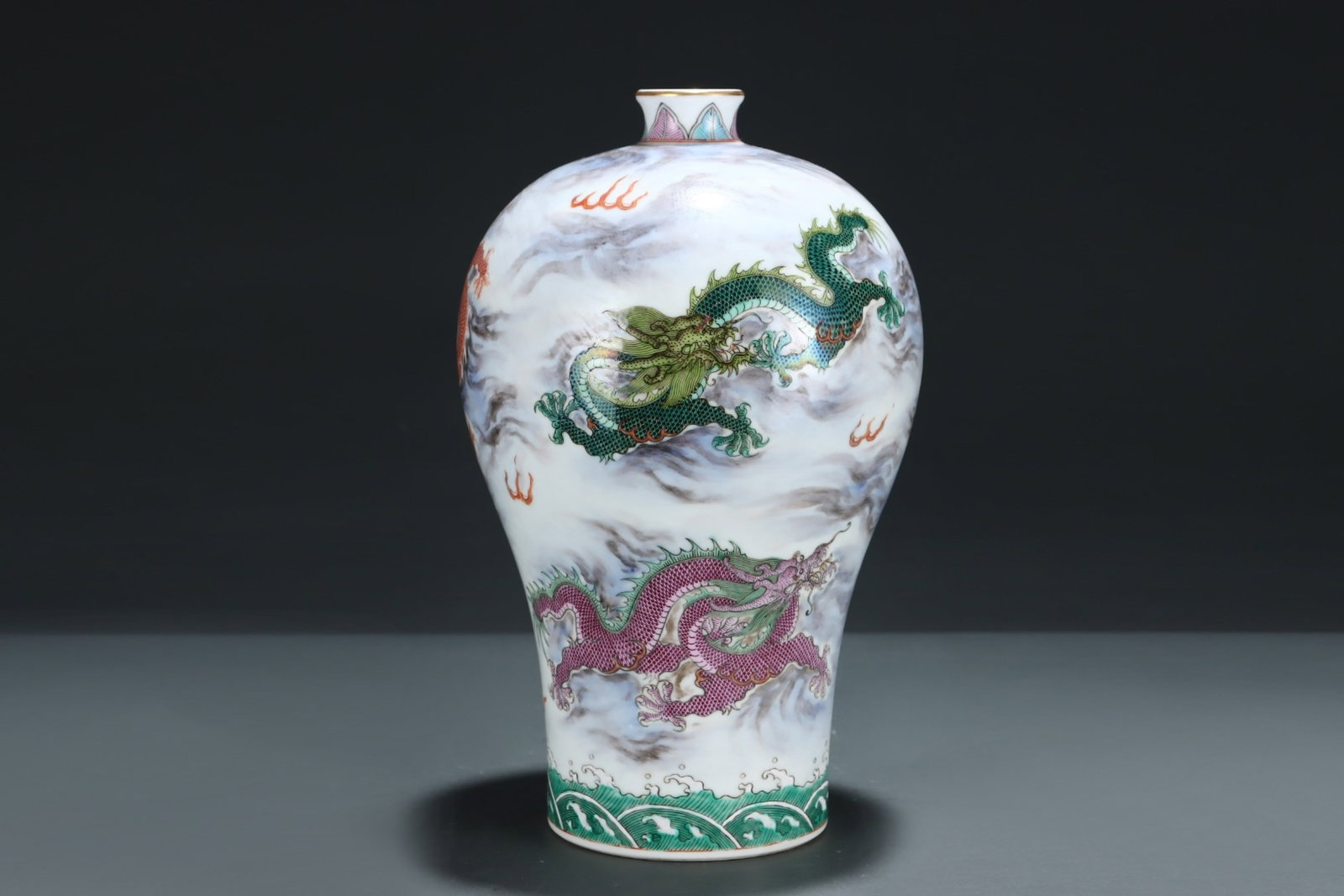 A Rare Famille-Rose Painted Gold Seawater Dragon Pattern Vase,With Vertical Scroll Painting on Silk - 3
