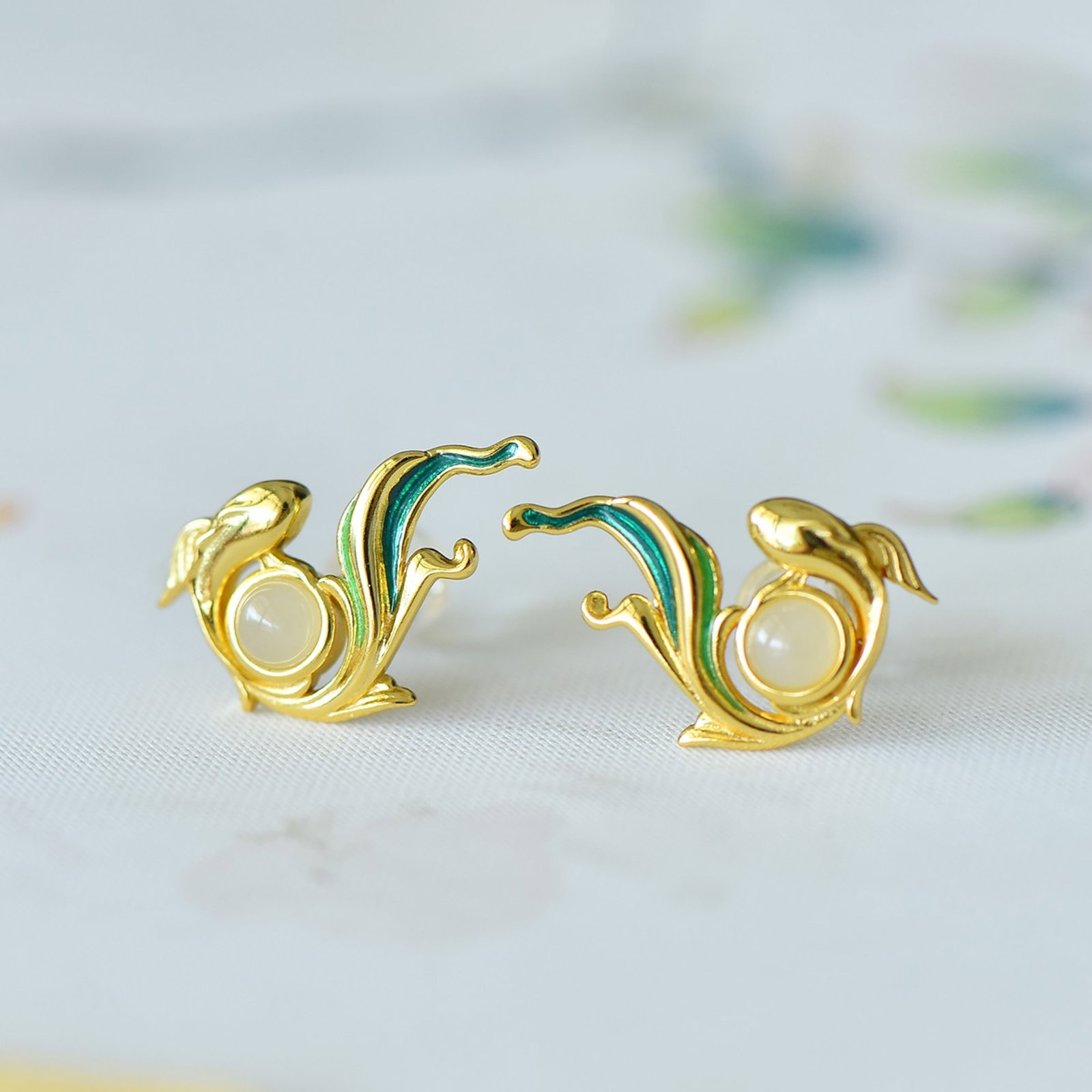A Set of Fine Sterling Silver-Gold Plated Inlaid White Jade Jewelrys - 4