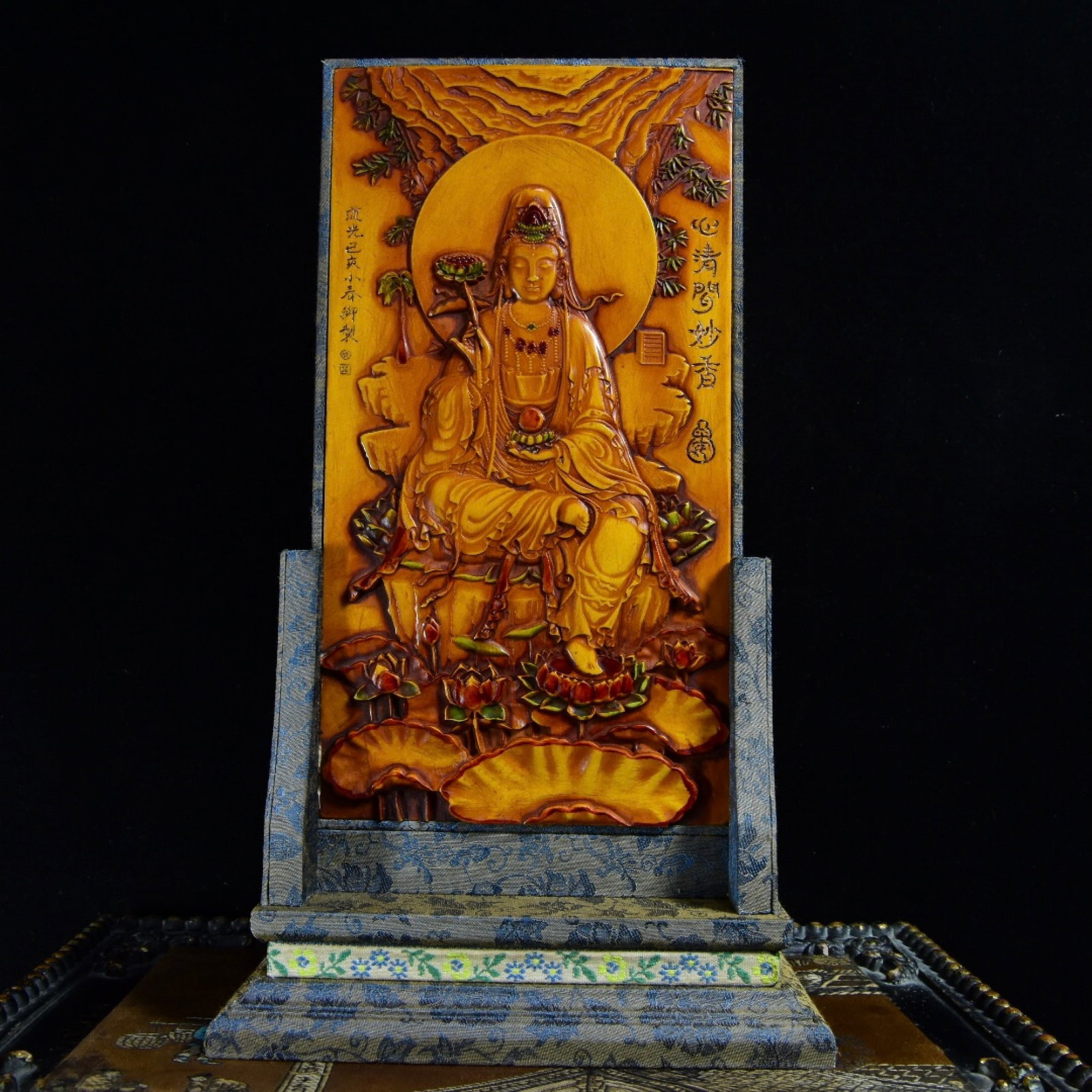 An Exquisite Tianhuang Stone Painted Color Statue of Avalokitesvara Pattern Table Screen - 5