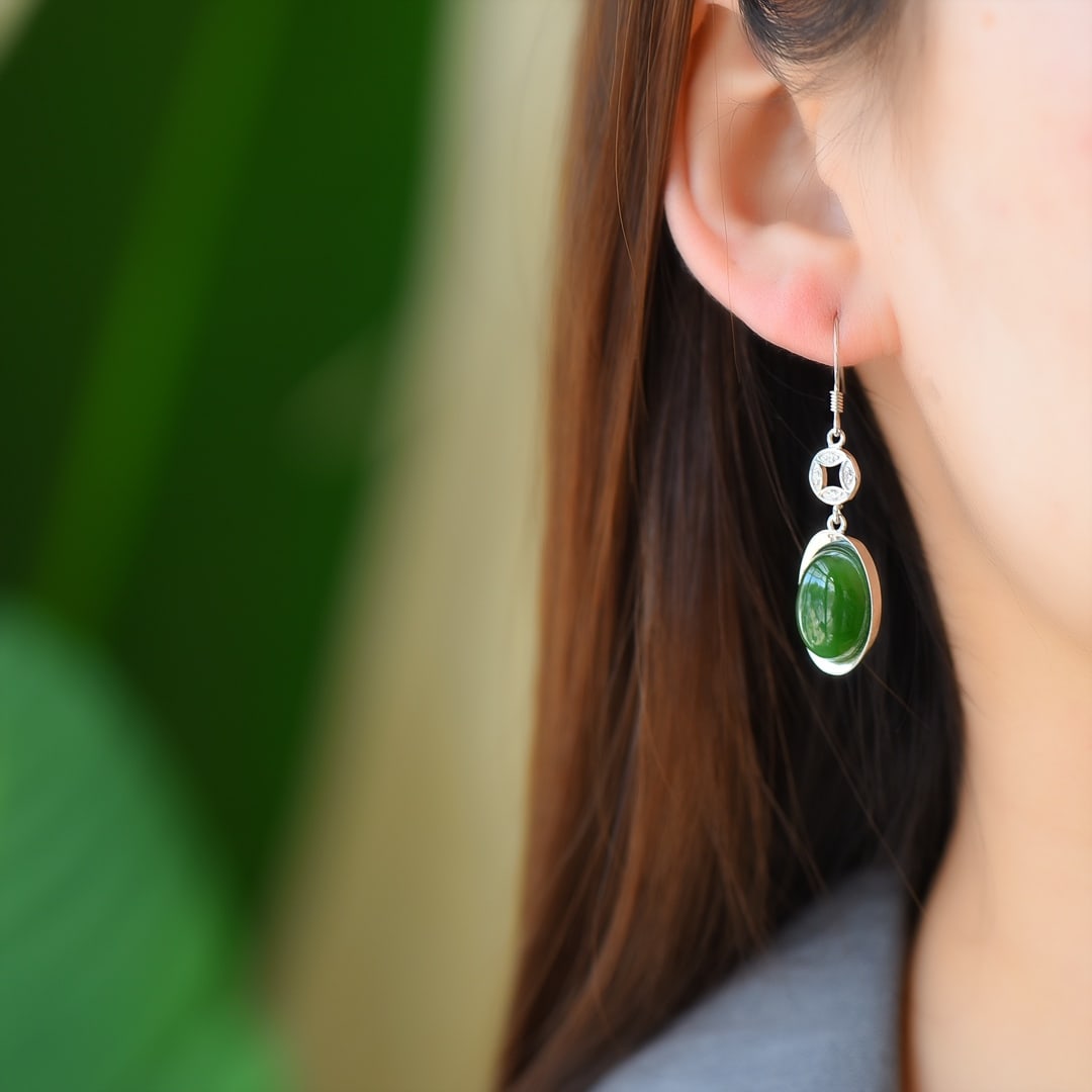 A Pair of Exquisite Sterling Silver Inlaid Jasper Earrings - 5