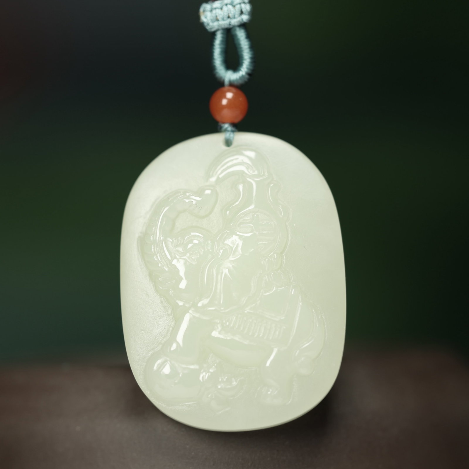 An Exquisite White Jade Elephant Pattern Pendant - 3