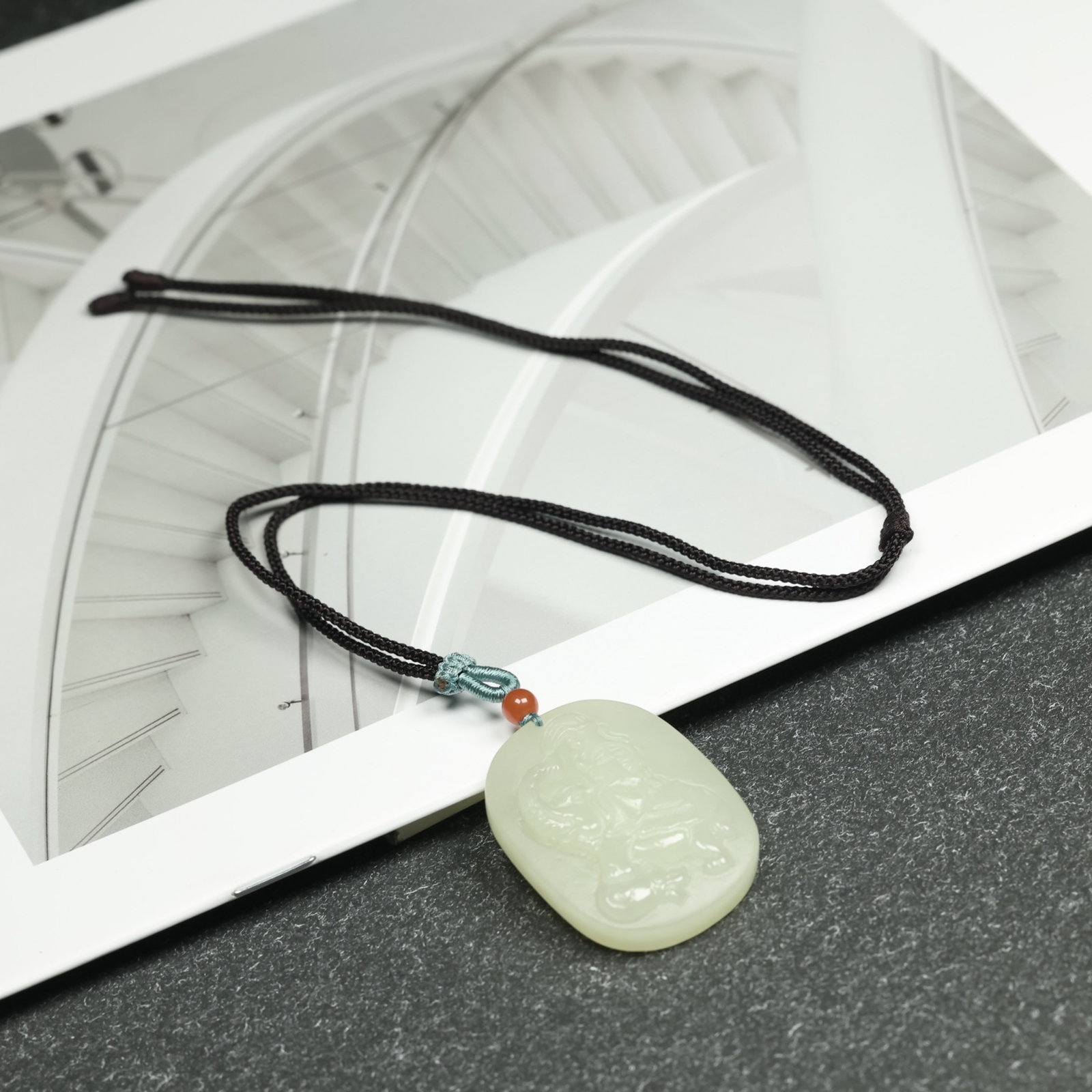 An Exquisite White Jade Elephant Pattern Pendant - 6