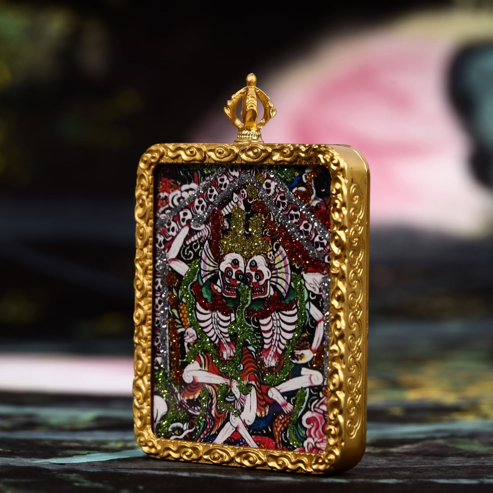 An Exquisite Painted Color Tangka - 2