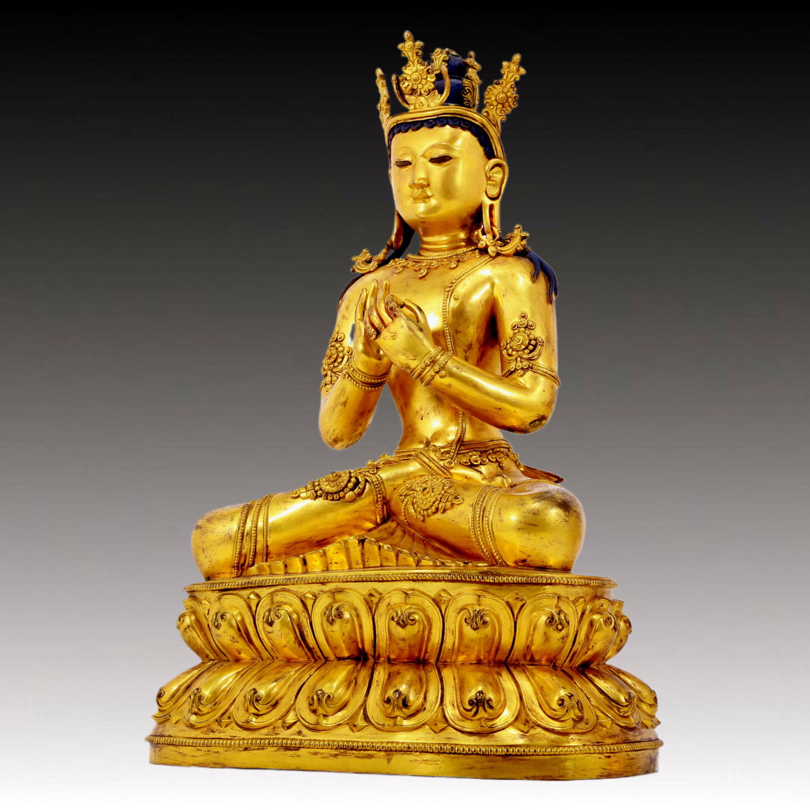 A solemn gilt bronze statue of Bodhisattva - 5