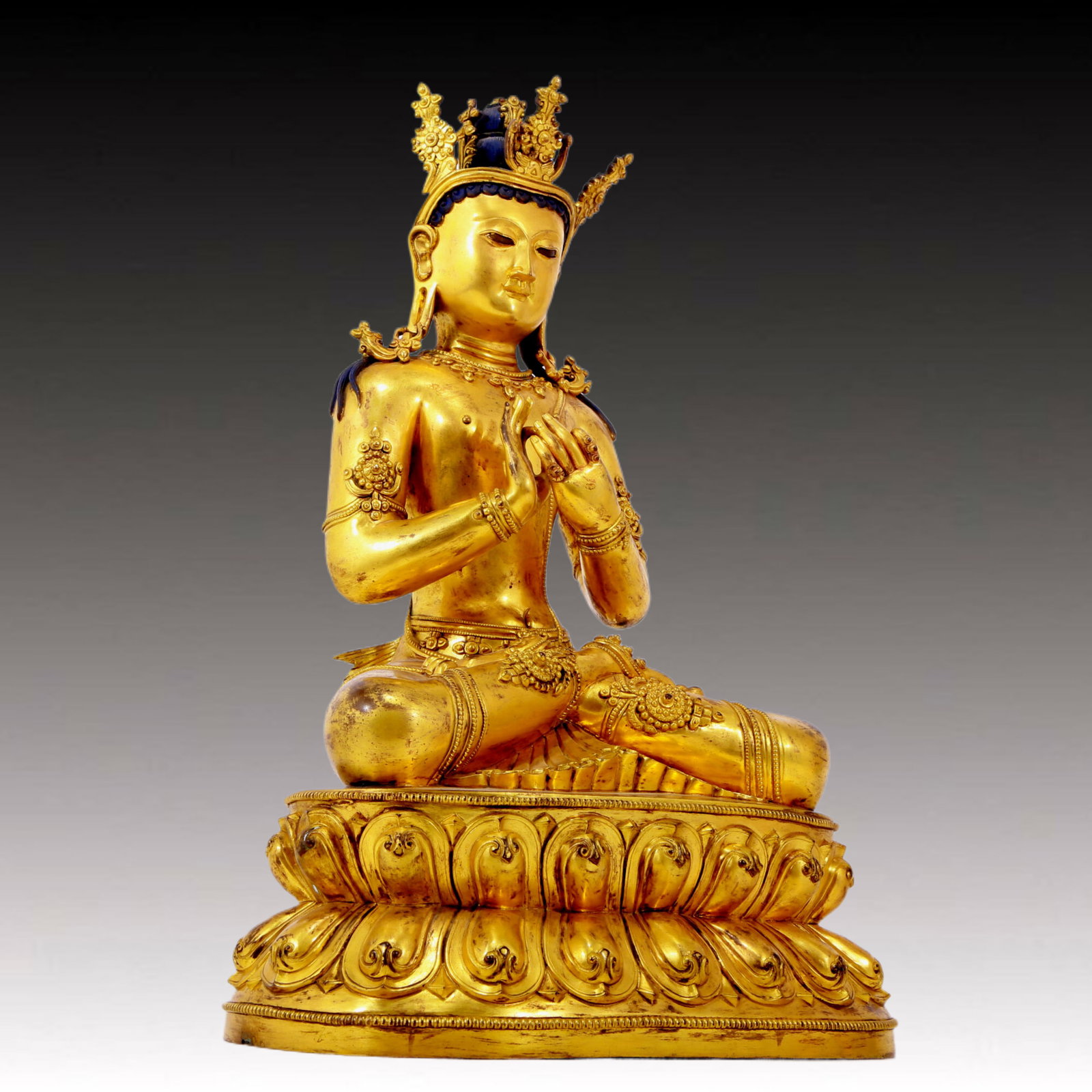 A solemn gilt bronze statue of Bodhisattva - 7