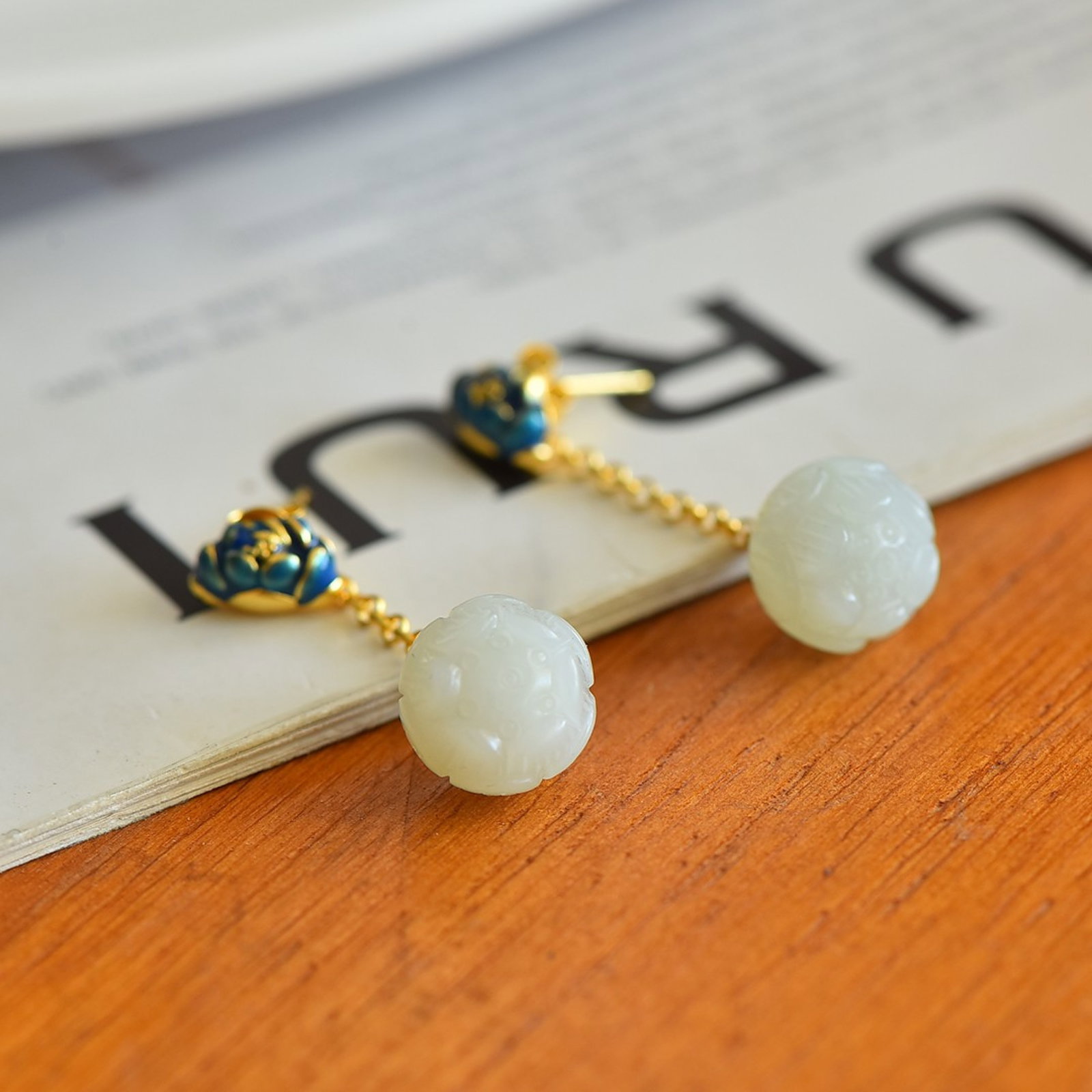 A Pair of Exquisite Sterling Silver-Gold Plated Inlaid White Jade Enamel Earrings - 5