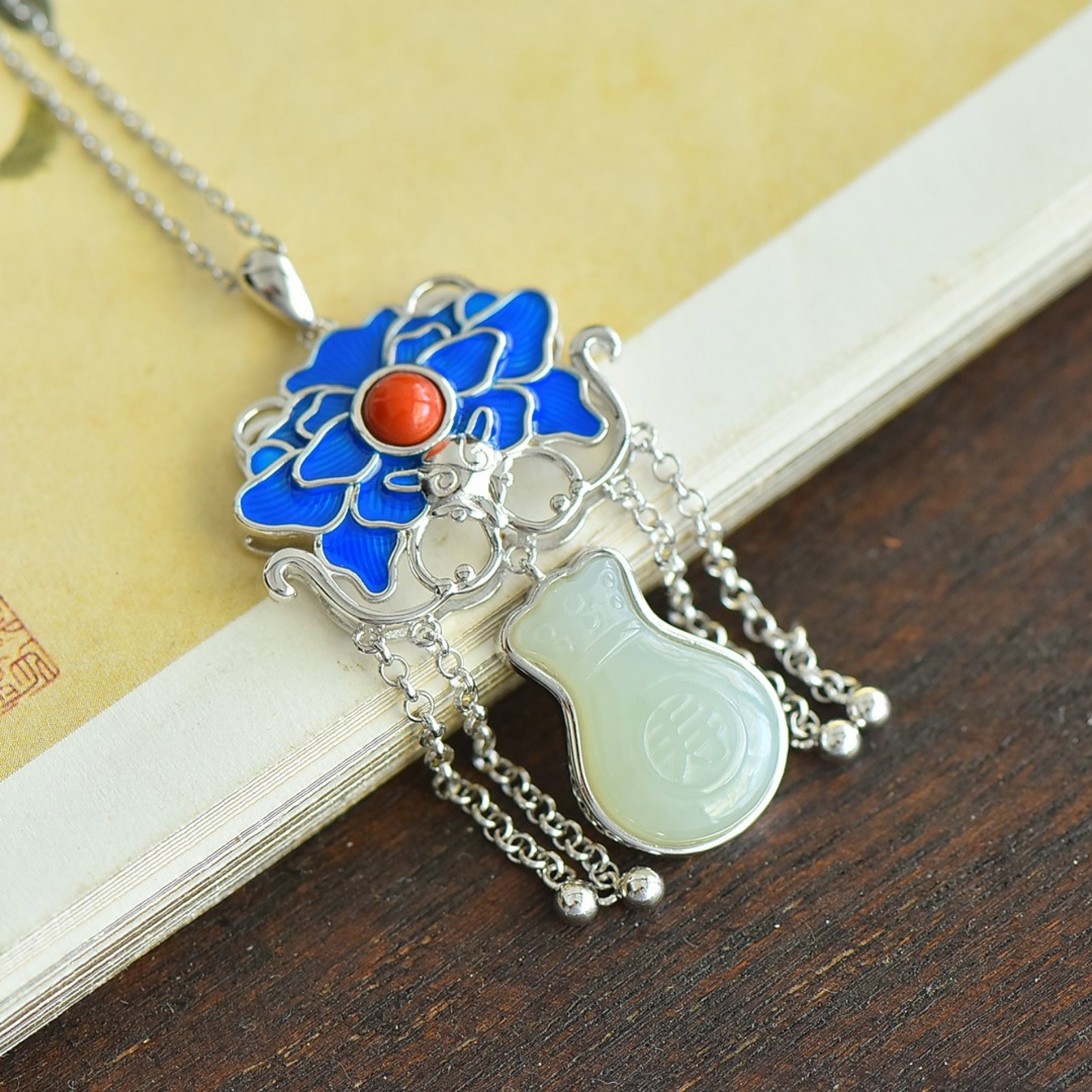 An Exquisite Sterling Silver Inlaid White Jade Enamel Pendant - 3