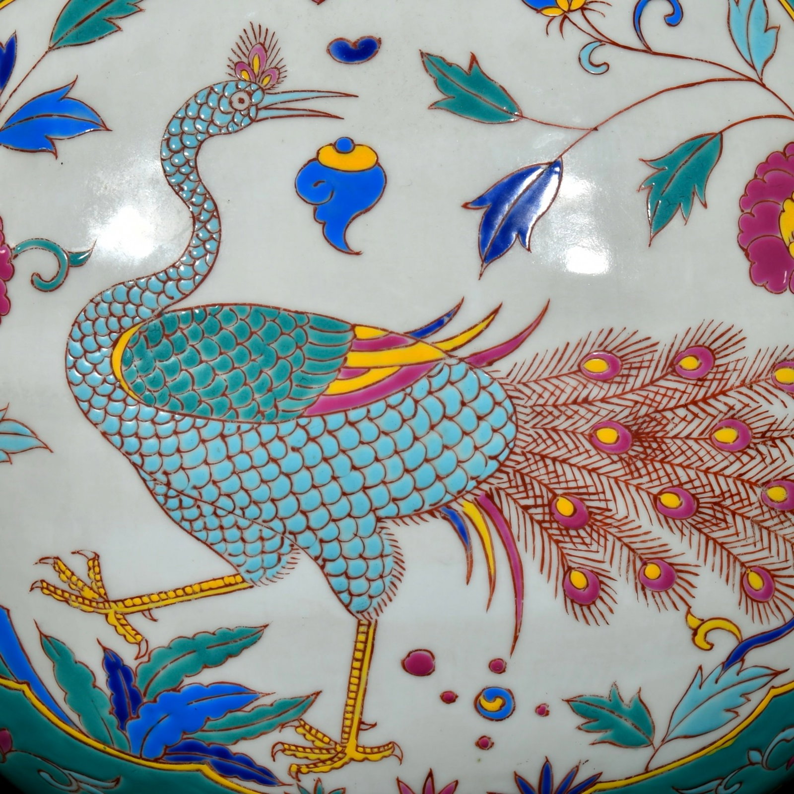 A Huge Wucai Peony and Peacock Pattern Vase - 4