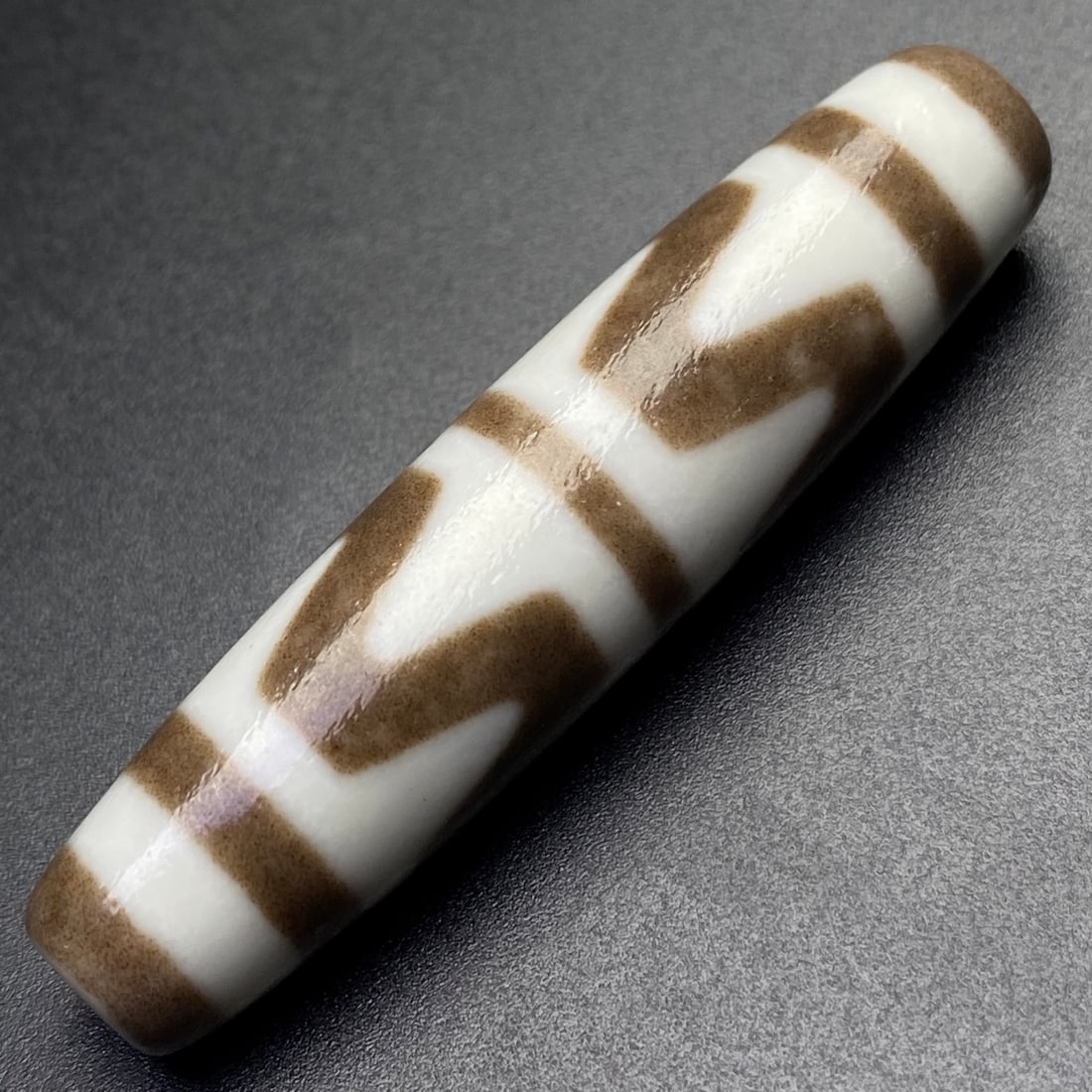 An Exquisite Dzi Bead Pendant - 2