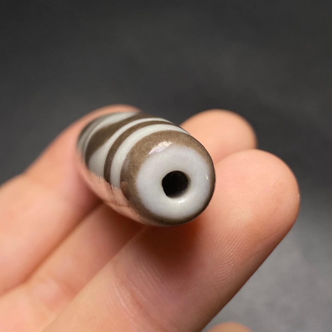 An Exquisite Dzi Bead Pendant - 9