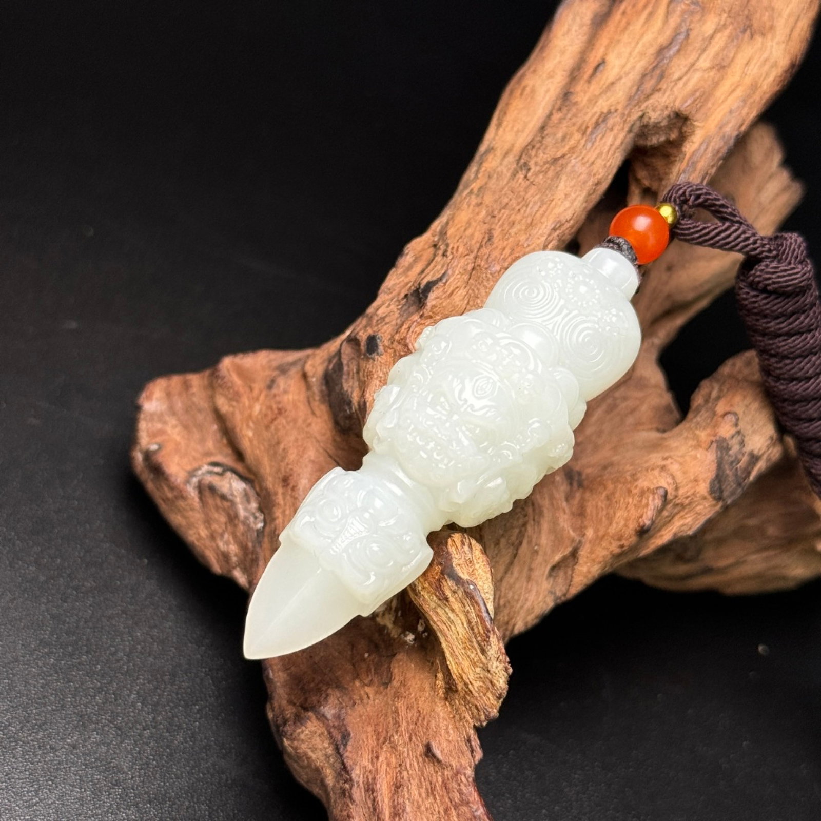 An Exquisite White Jade Beast-Face Pattern Vajry Pestle Pendant - 2