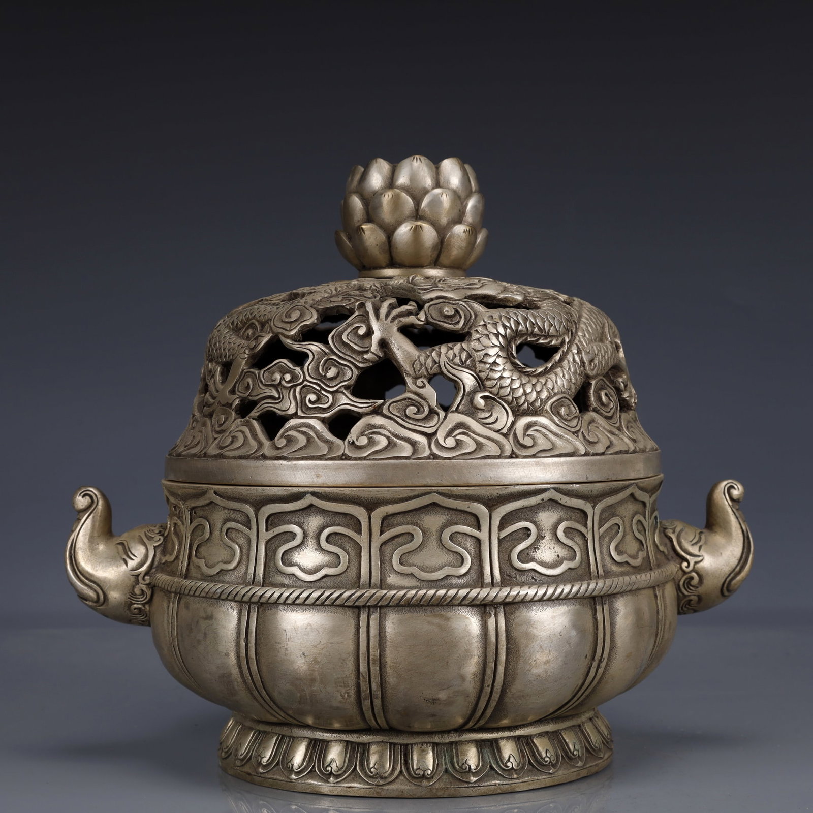 An Exquisite Silver-Plated Bronze Dragon Pattern Elephant-Ears Censer: Estimated Value:1800-3600 An Exquisite Silver-Plated Bronze Dragon Pattern Elephant-Ears Censer,The Republic of China,Size:9.4inx6.3inx7.9in,Weight:1950g