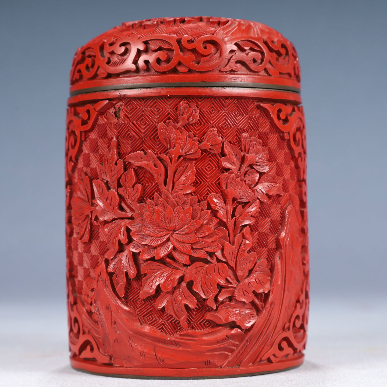 An Exquisite Carved Red Lacquer Flower Pattern Brush Pot,With Cover (1 of 7)