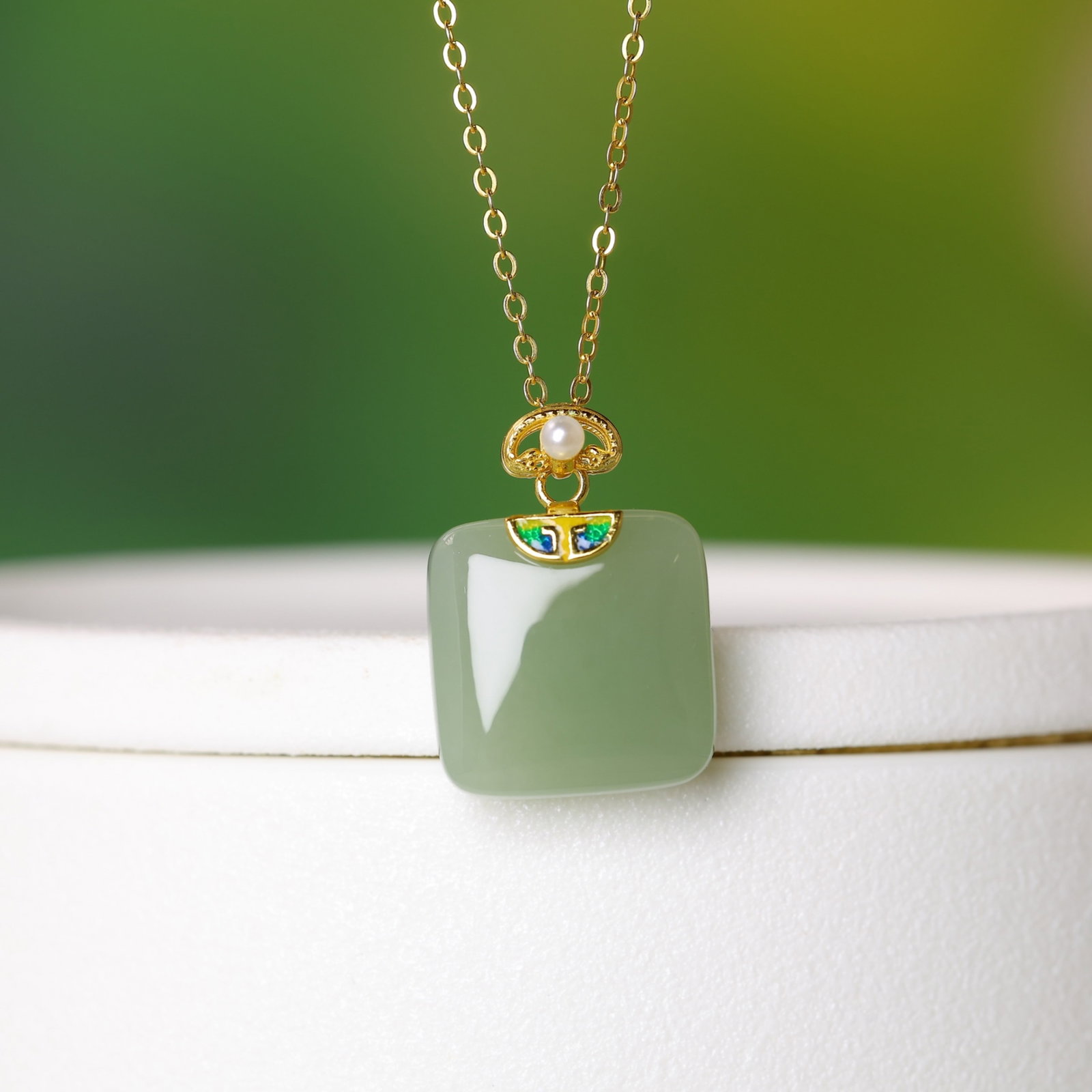 An Exquisite Sterling Silver-Gold Plated Inlaid Greenish Jade Pendant,Inlaid Pearls - 2