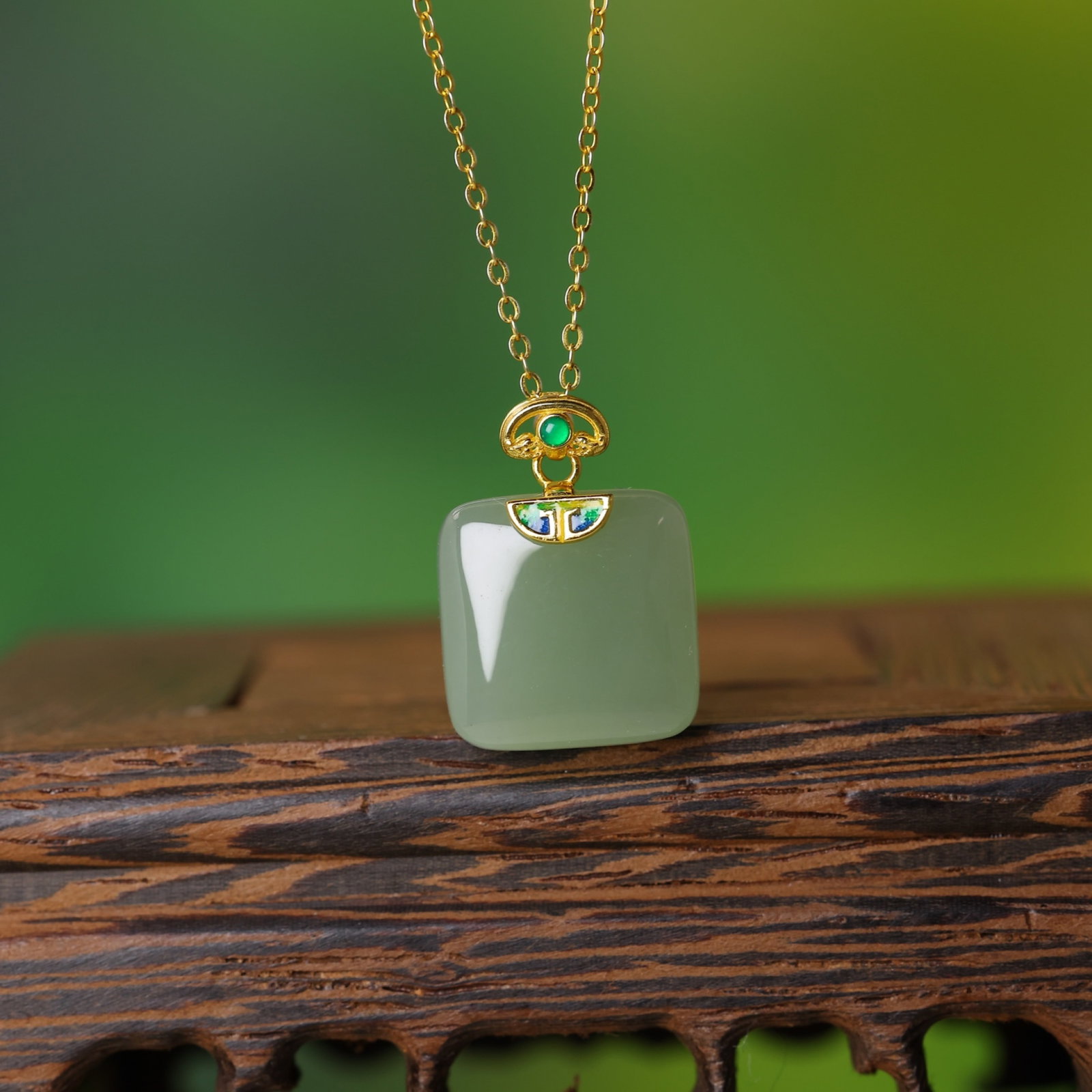 An Exquisite Sterling Silver-Gold Plated Inlaid Greenish Jade Pendant,Inlaid Pearls - 6