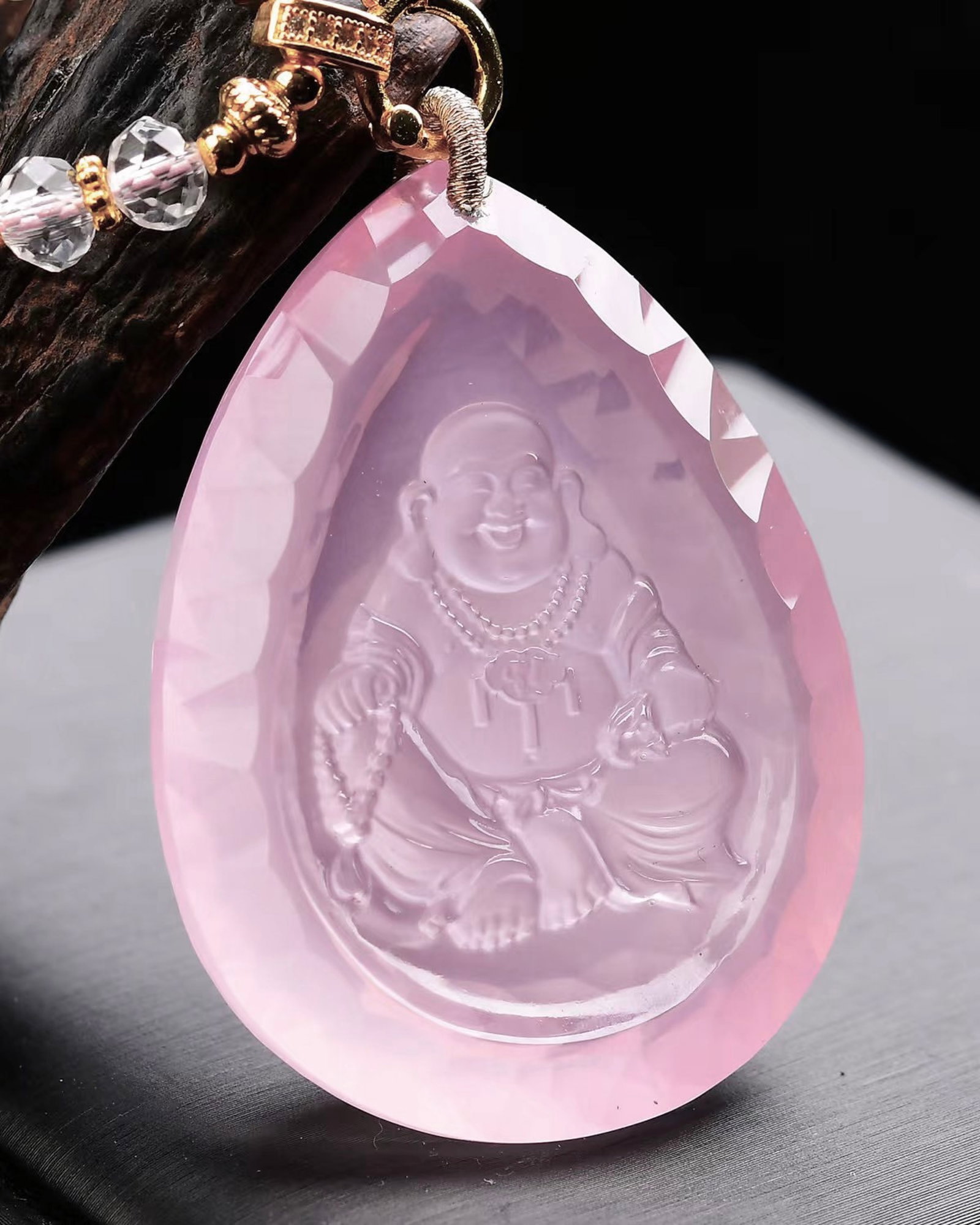 An Exquisite Crystal Statue of Maitreya Buddha Pattern Pendant - 3