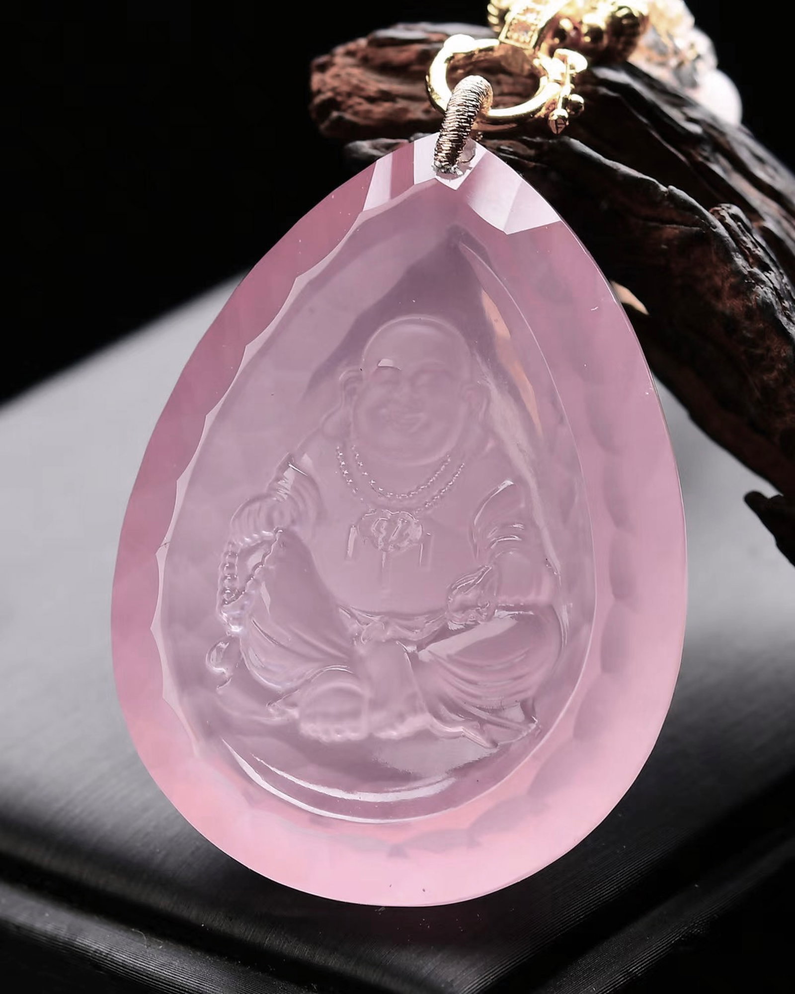 An Exquisite Crystal Statue of Maitreya Buddha Pattern Pendant - 4