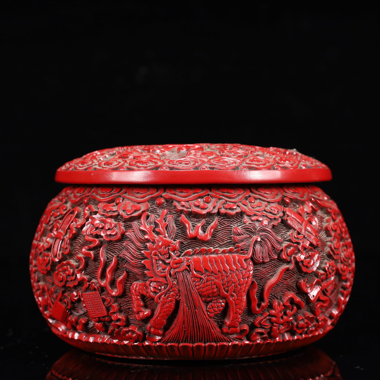 An Exquisite Carved Red Lacquer Flower and Kylin Pattern Box with Cover - 8