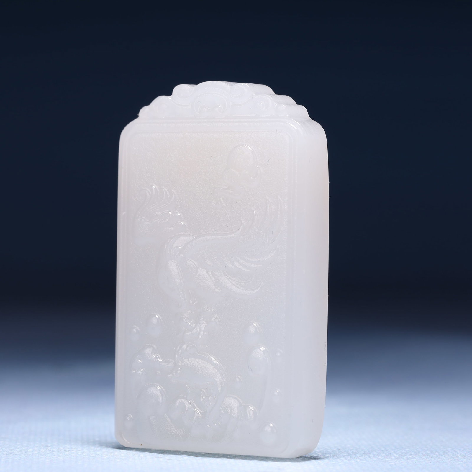 An Exquisite White Jade Flower and Phoenix Pattern Pendant - 2