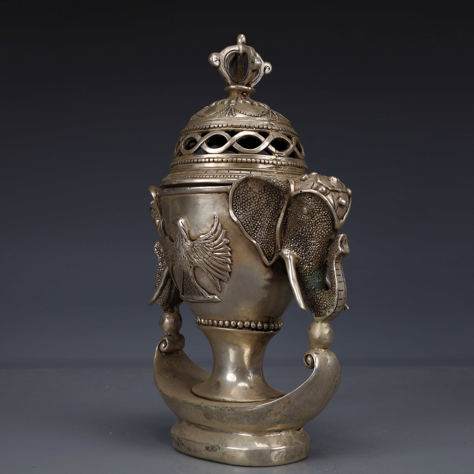 An Exquisite Silver-Plated Bronze Eagle Pattern Elephant-Ears Censer - 4