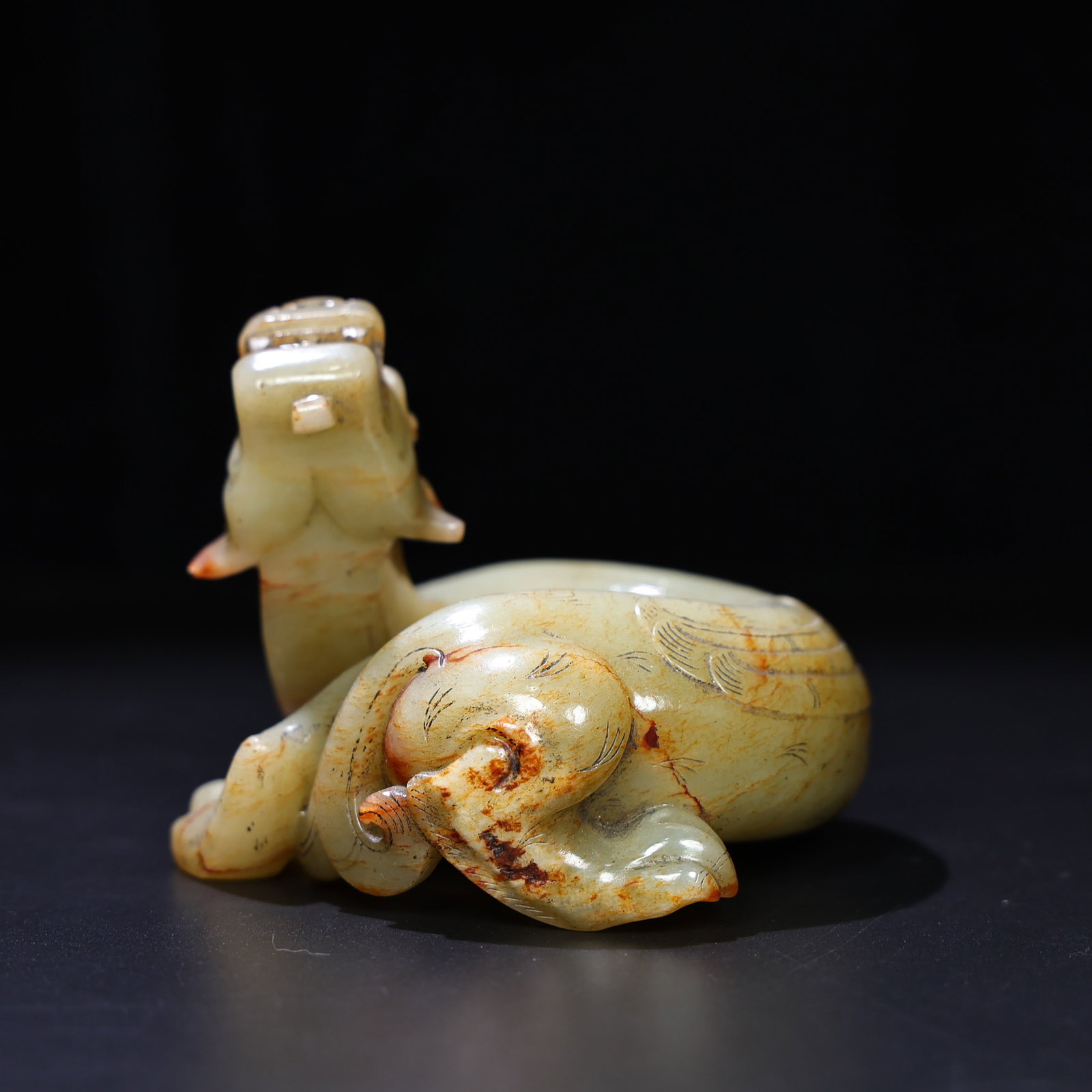 An Exquisite White Jade Dragon Ornament - 4