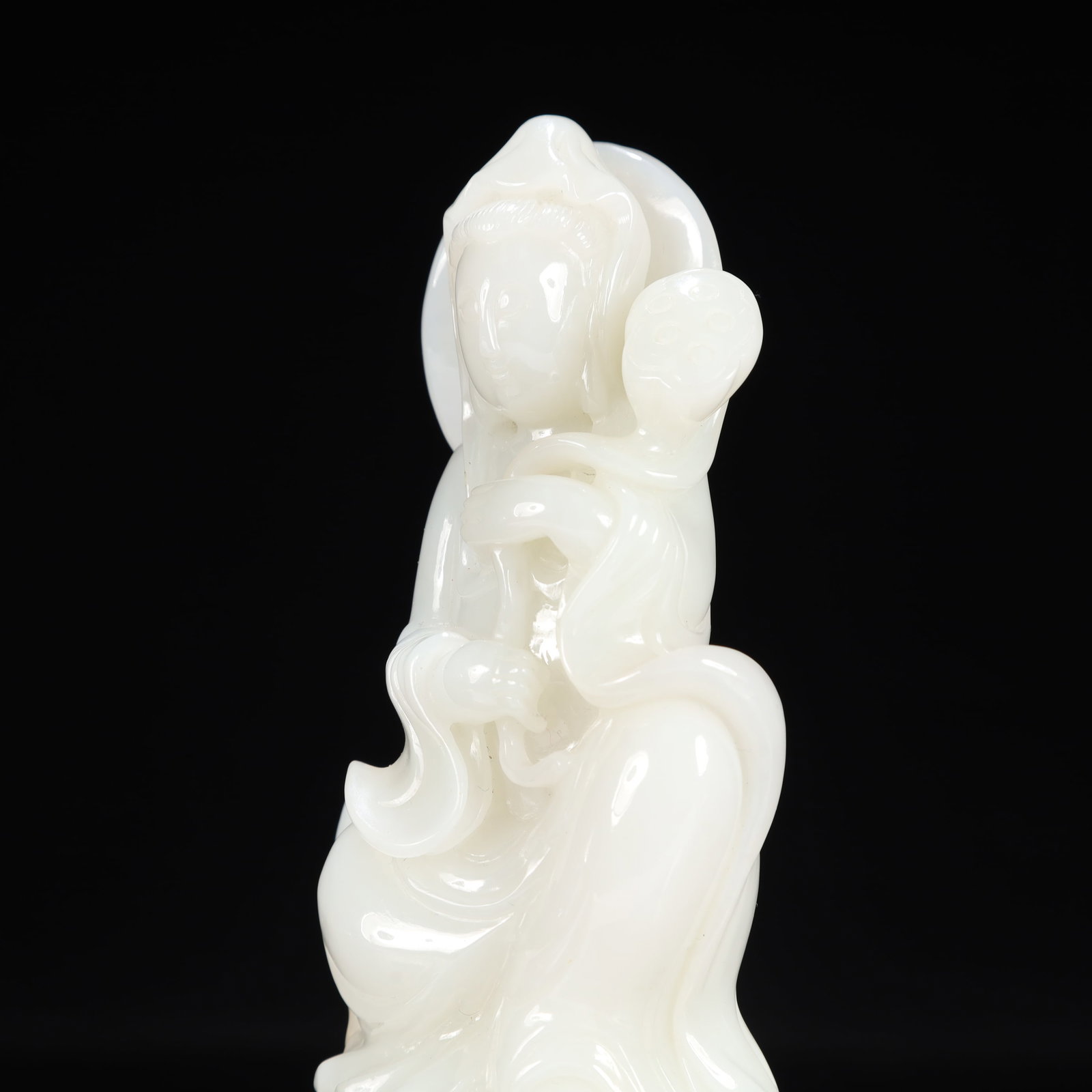 An Exquisite White Jade Statue of Avalokitesvara,With Jasper Base - 10