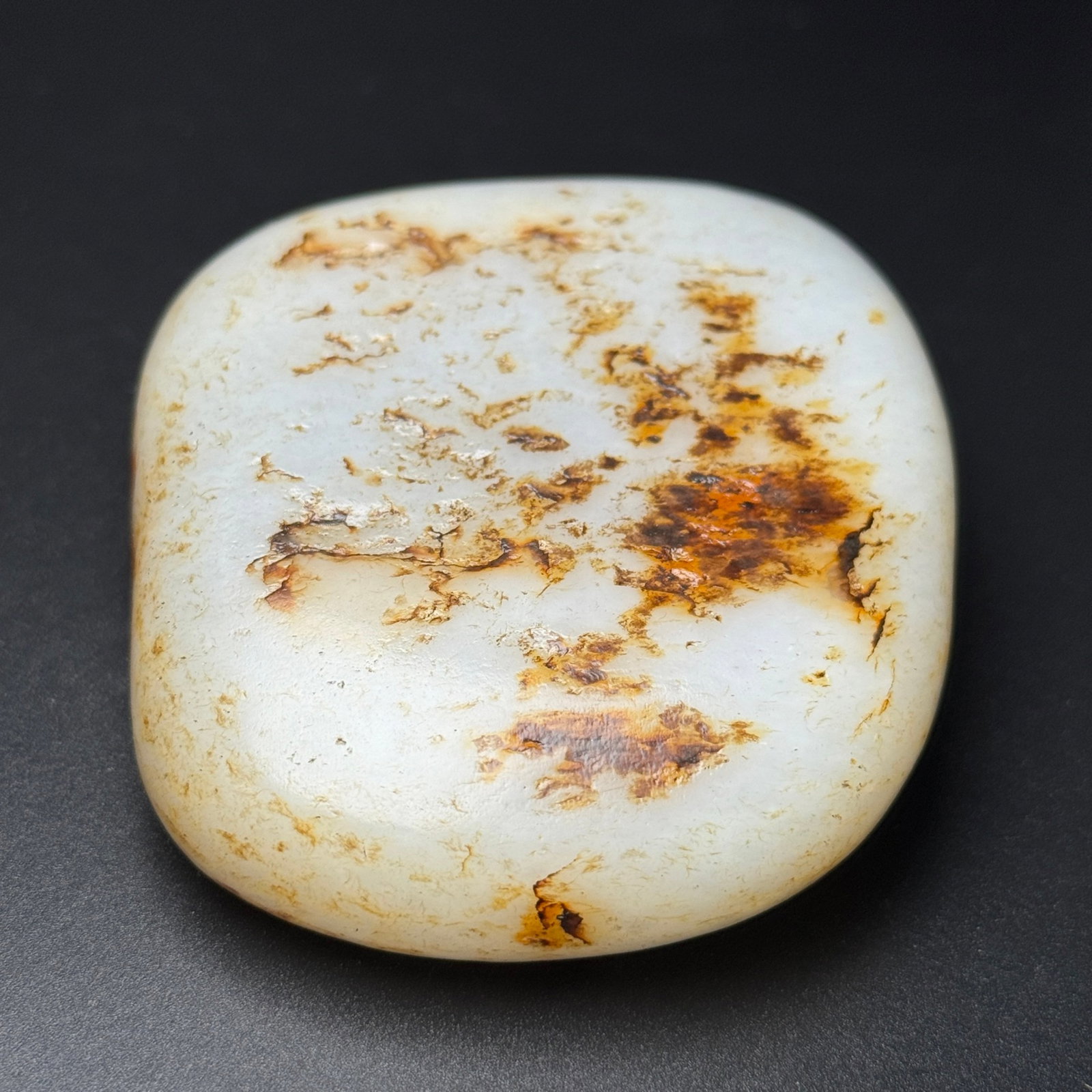 An Exquisite White Jade Ornament - 6