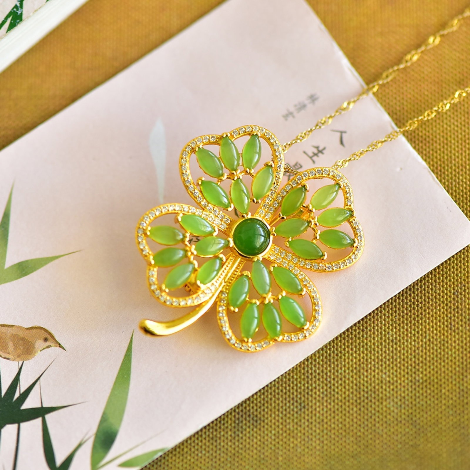 An Exquisite Sterling Silver-Gold Plated Inlaid Jasper Pendant,Inlaid Diamond - 3