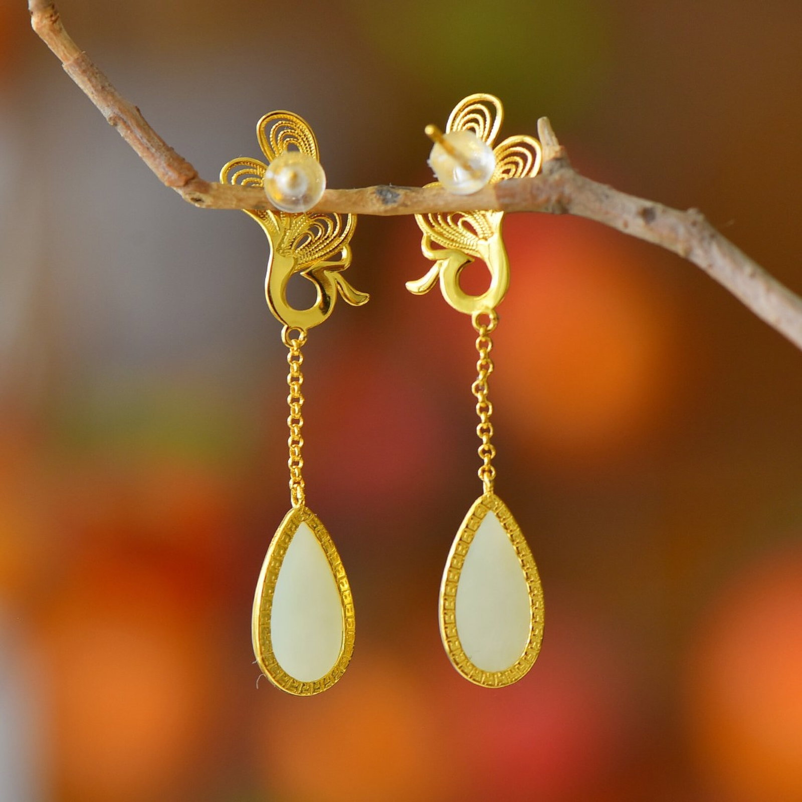 A Pair of Exquisite Sterling Silver-Gold Plated Inlaid White Jade Earrings - 5