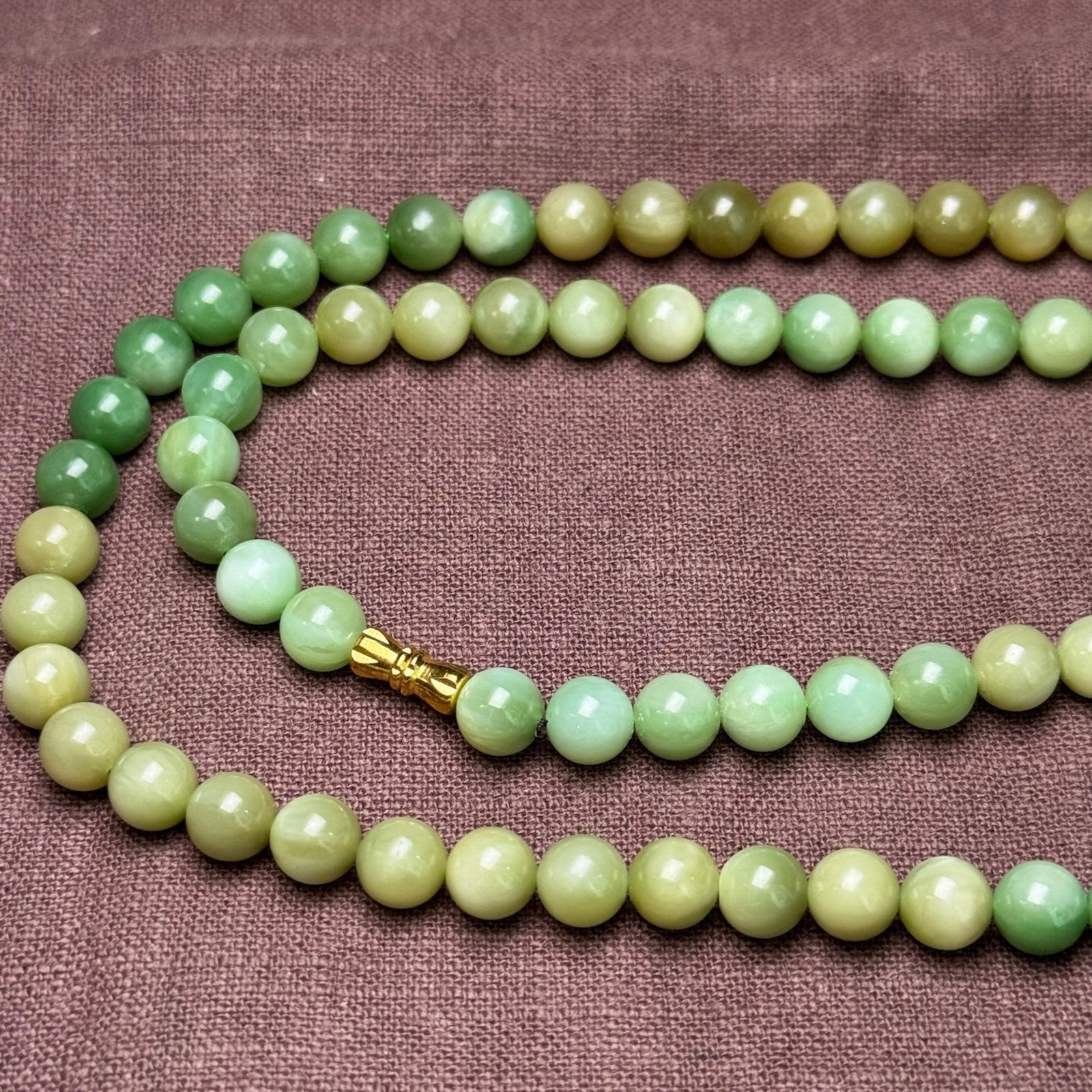 An Exquisite Jasper Necklace - 3