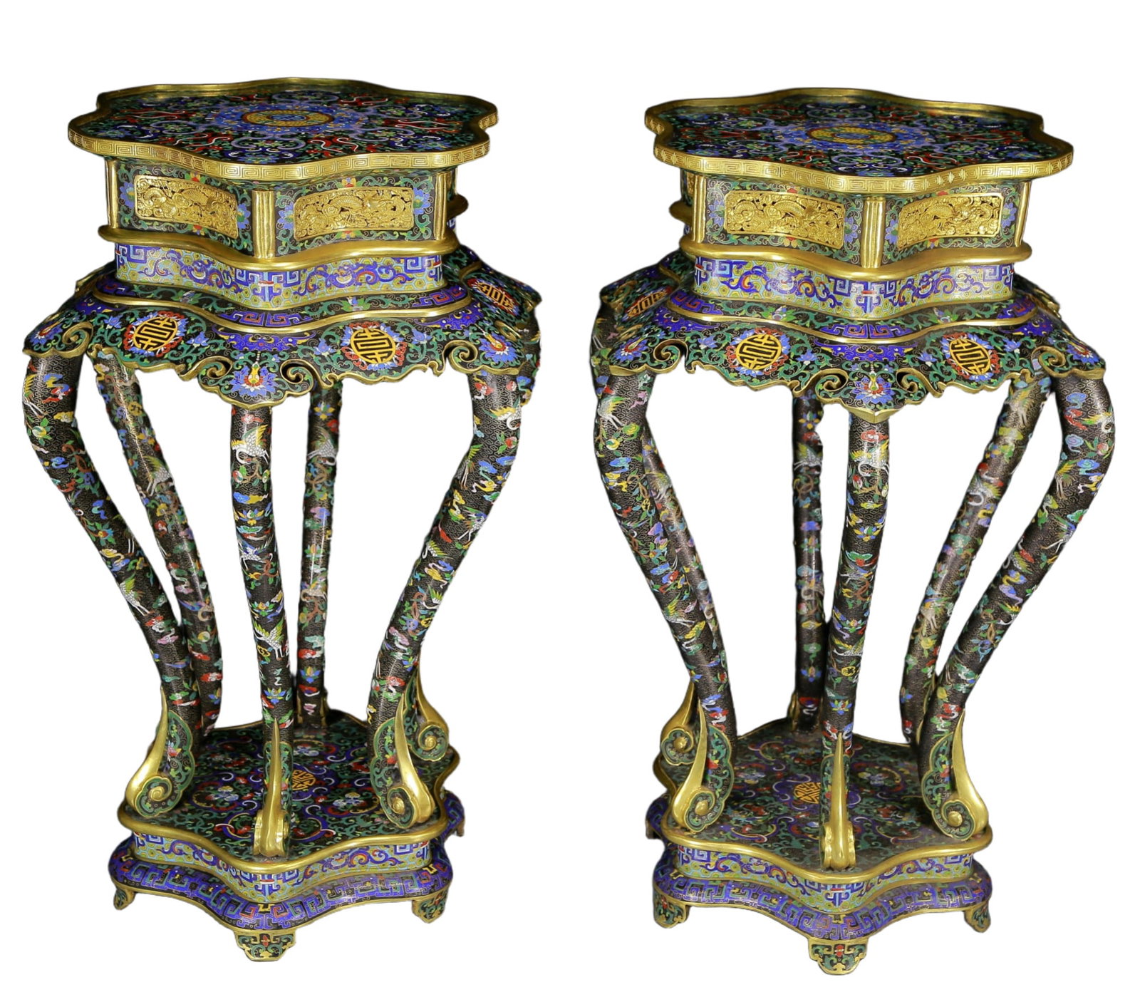 A Pair of Huge Cloisonne Auspicious Cloud and Crane Pattern Stools - 2