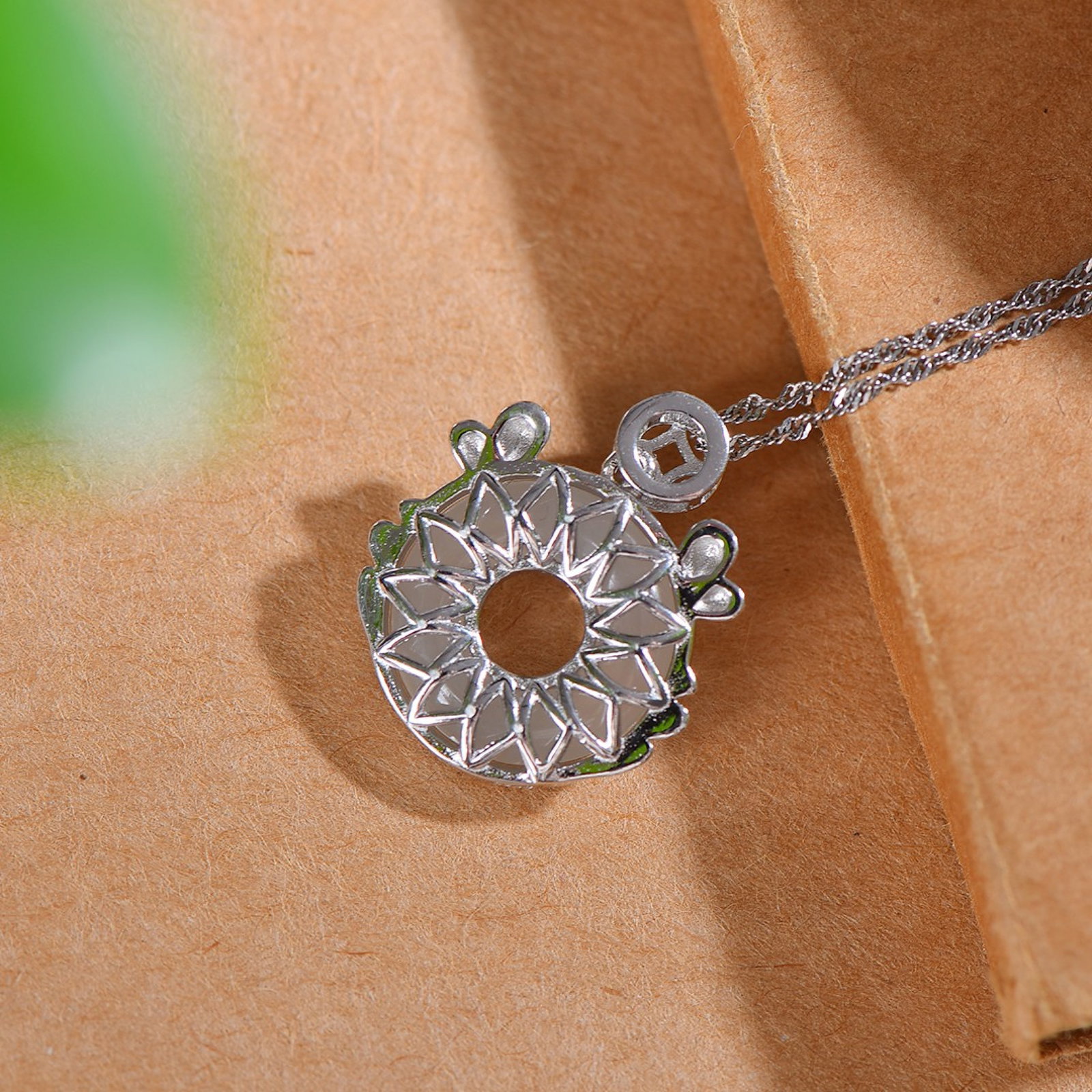 An Exquisite Sterling Silver Inlaid White Jade Pendant,Inlaid Pearls - 2