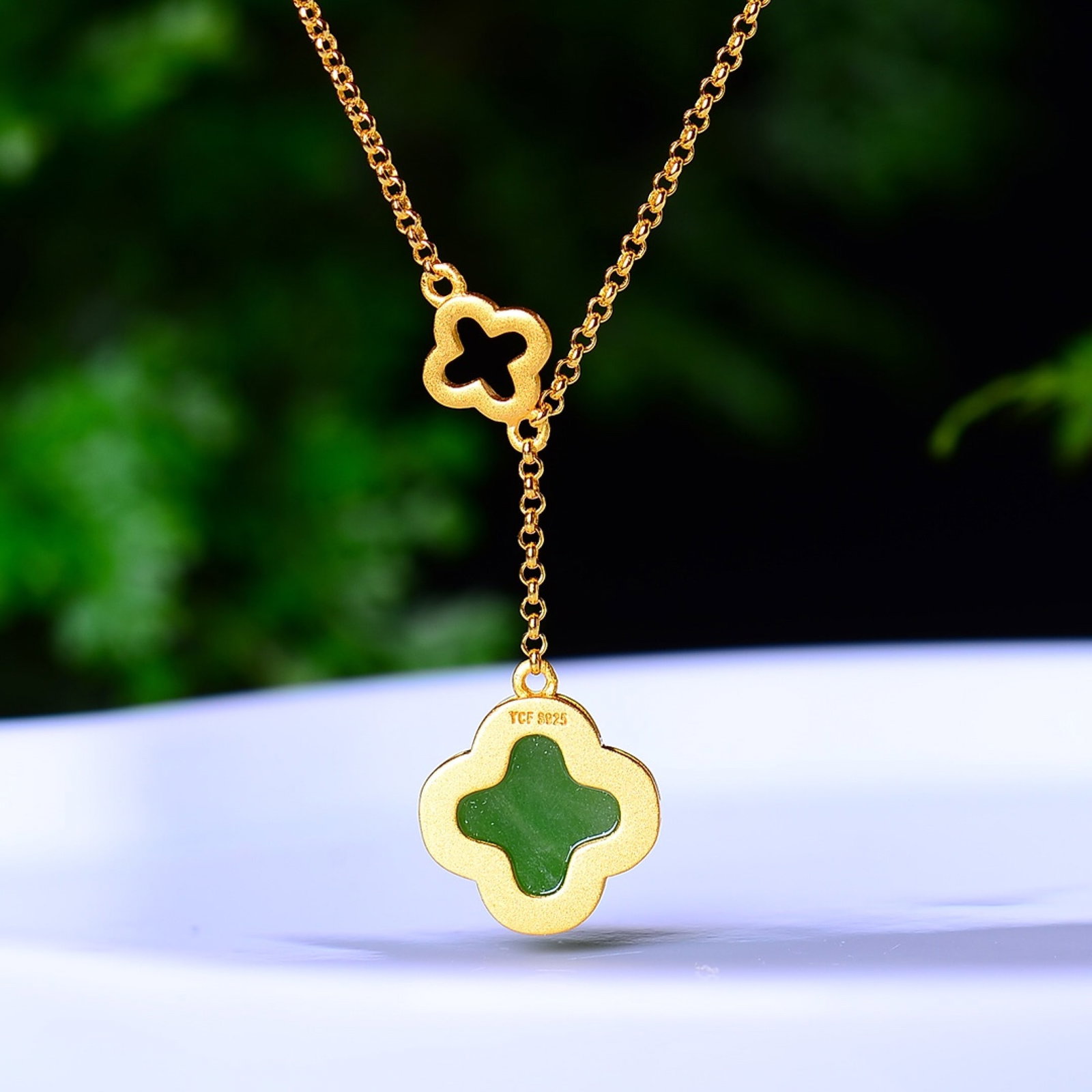 An Exquisite Sterling Silver-Gold Plated Inlaid Jasper Pendant - 5