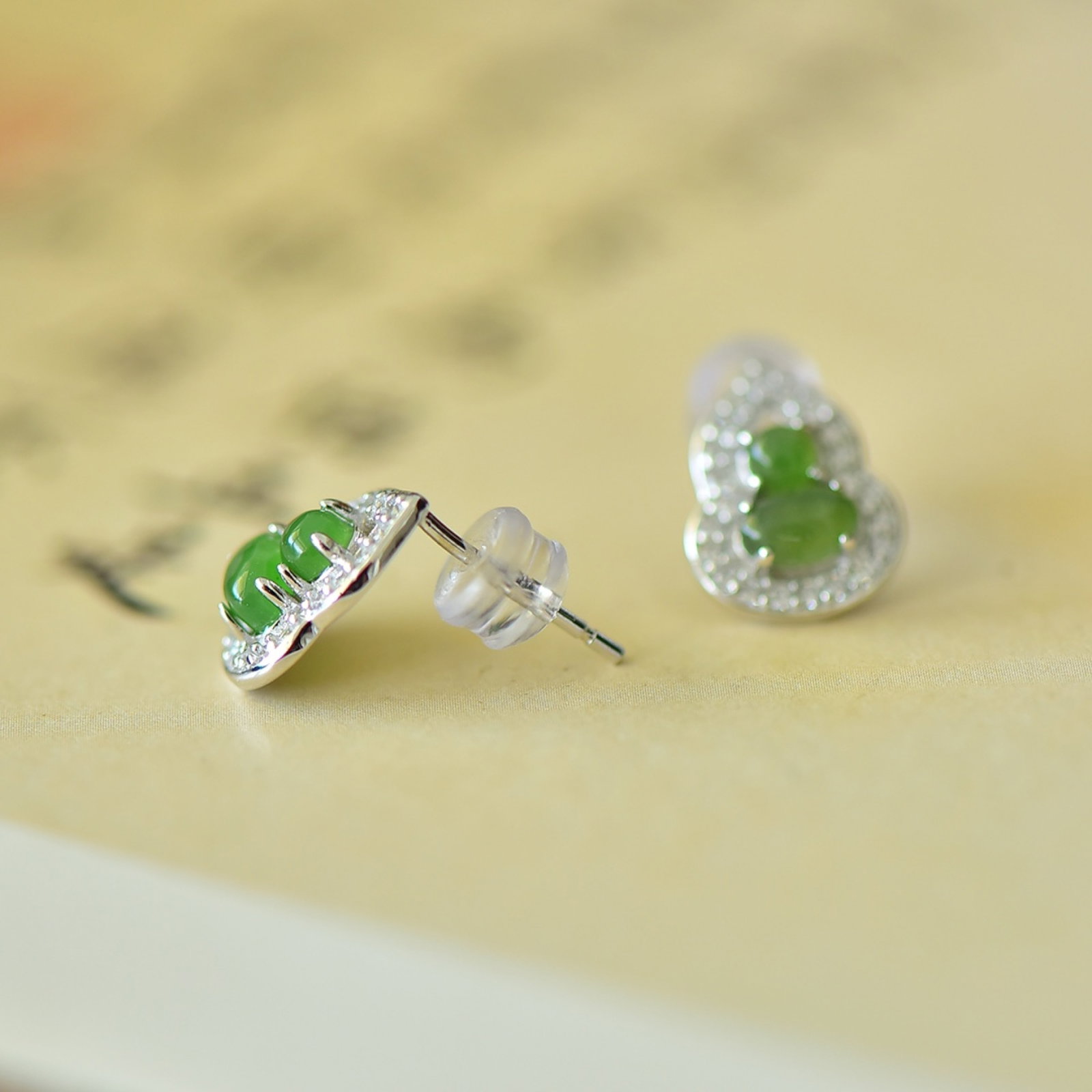 A Pair of Exquisite Sterling Silver Inlaid Jasper Gourd Earrings,Inlaid Gems - 5
