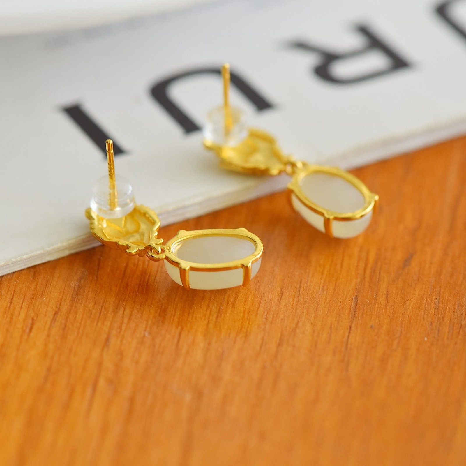 A Pair of Exquisite Sterling Silver-Gold Plated Inlaid White Jade Earrings - 2
