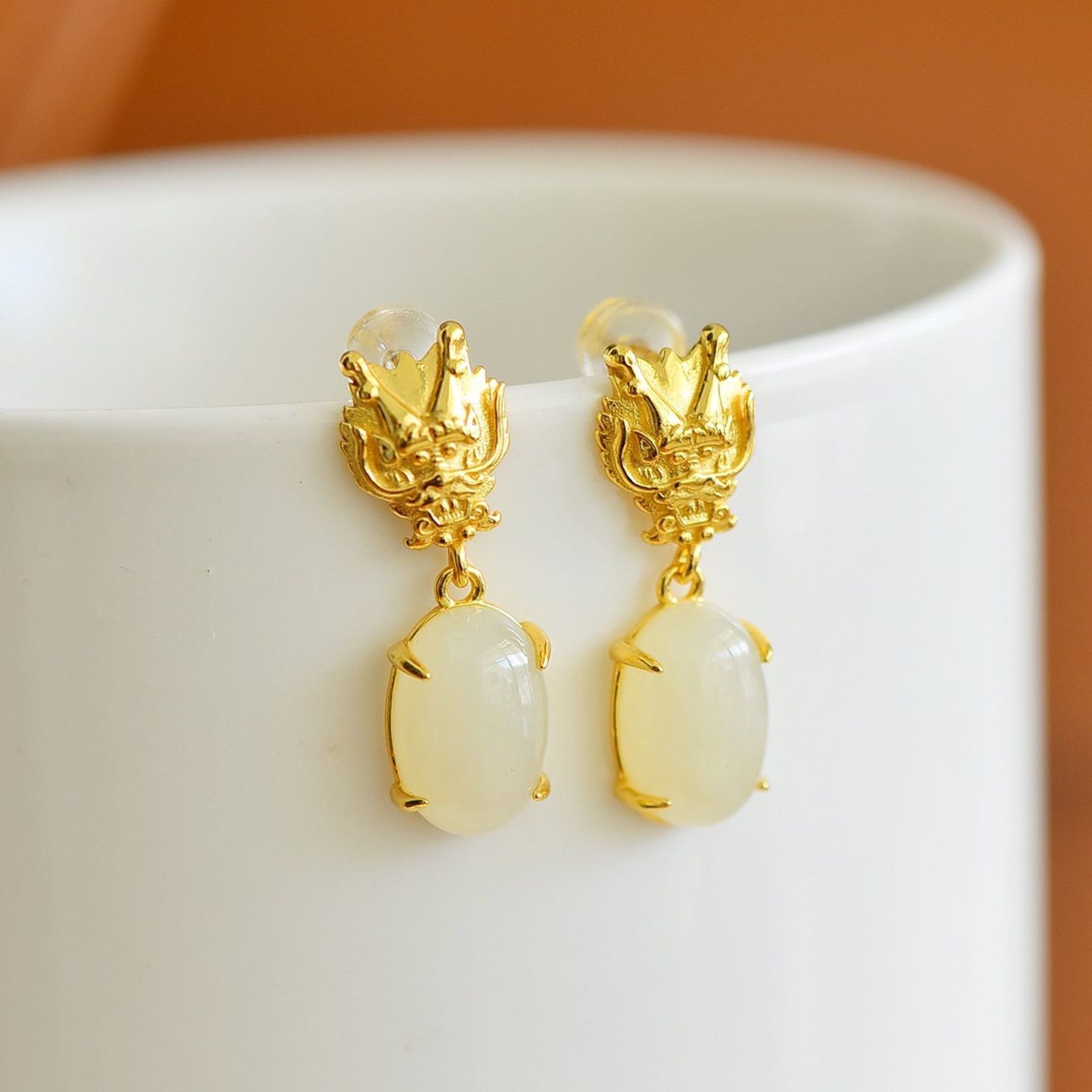 A Pair of Exquisite Sterling Silver-Gold Plated Inlaid White Jade Earrings - 5