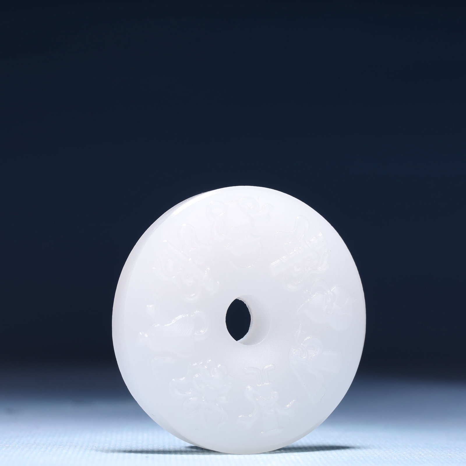 An Exquisite White Jade Eight Treasures Pattern Pendant - 3