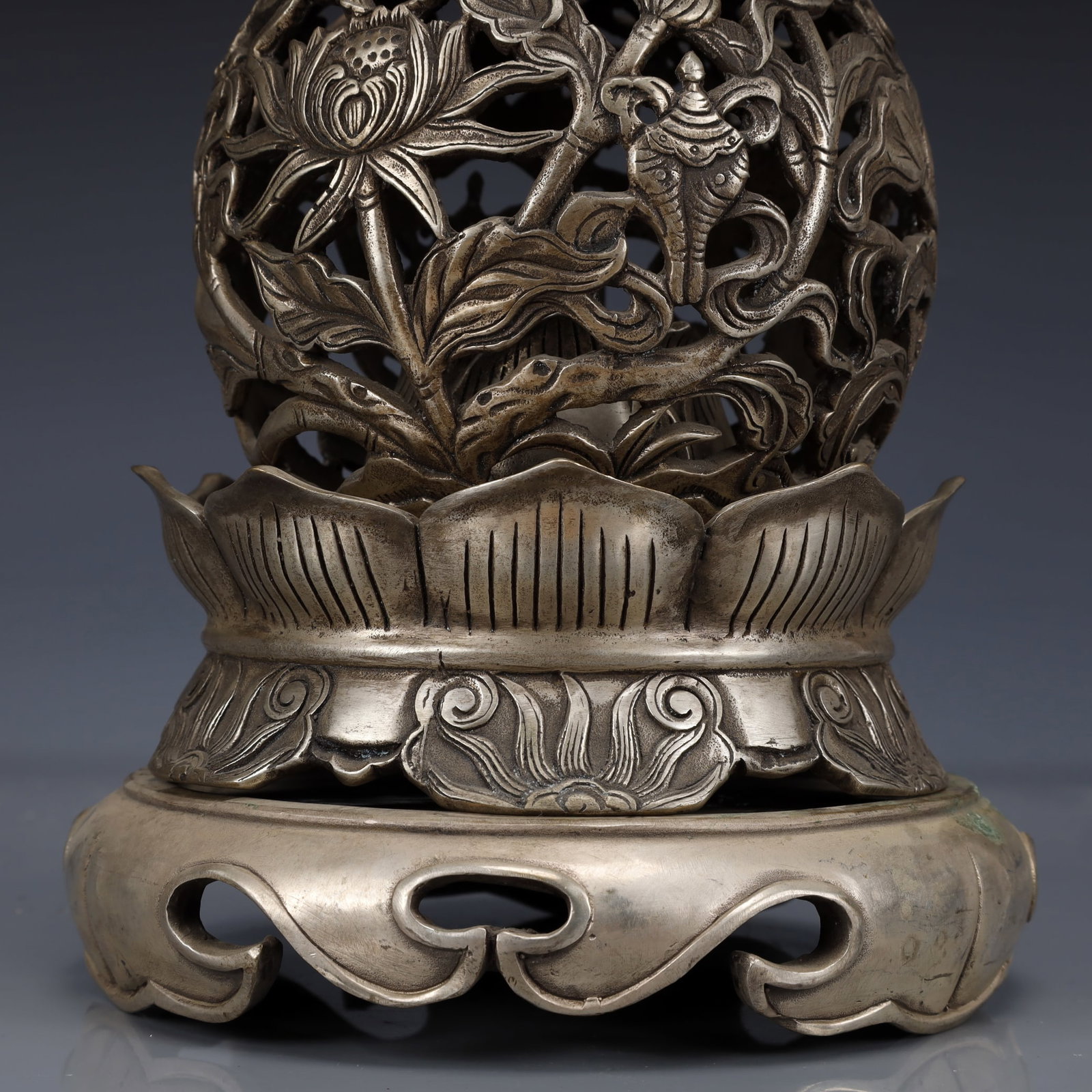 An Exquisite Silver-Plated Bronze Eight Treasures Pattern Censer - 3